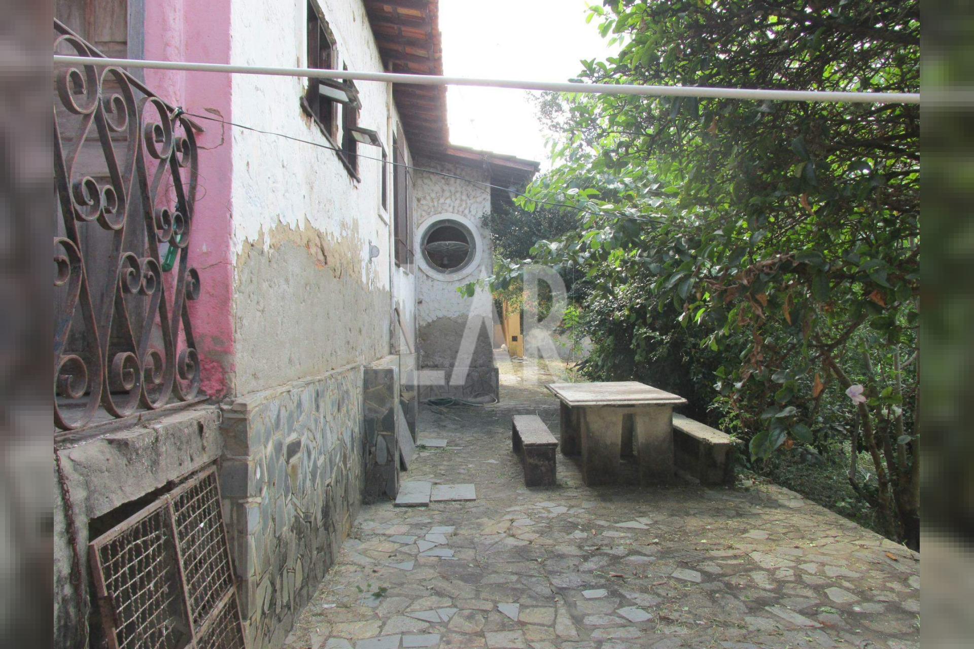 Casa de 4 quartos à venda, Braúnas, Belo Horizonte - MG