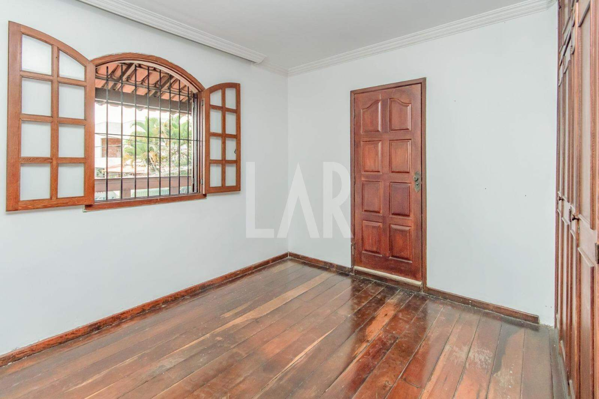 Casa de 4 quartos à venda, Candelária, Belo Horizonte - MG