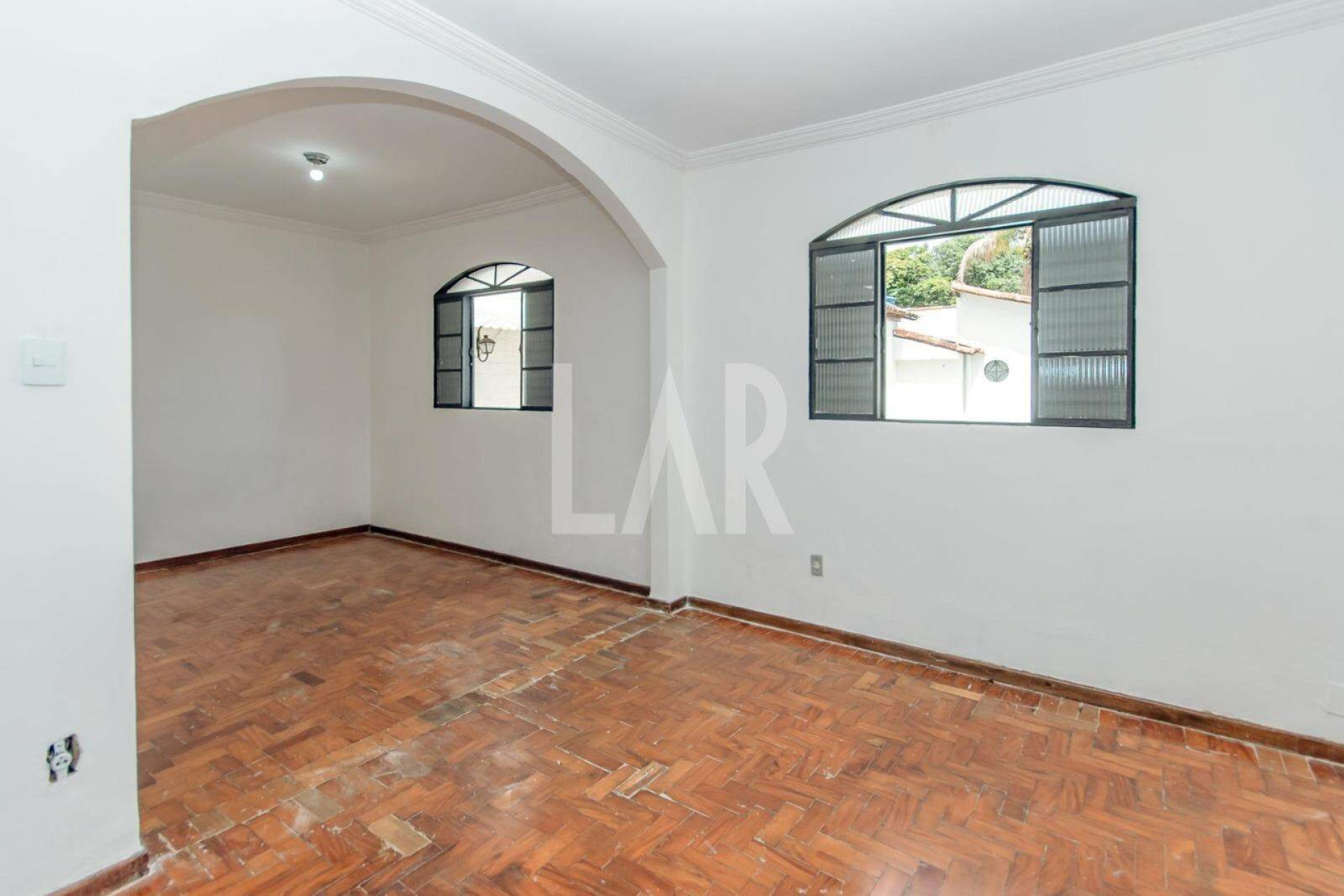 Casa de 4 quartos à venda, Candelária, Belo Horizonte - MG