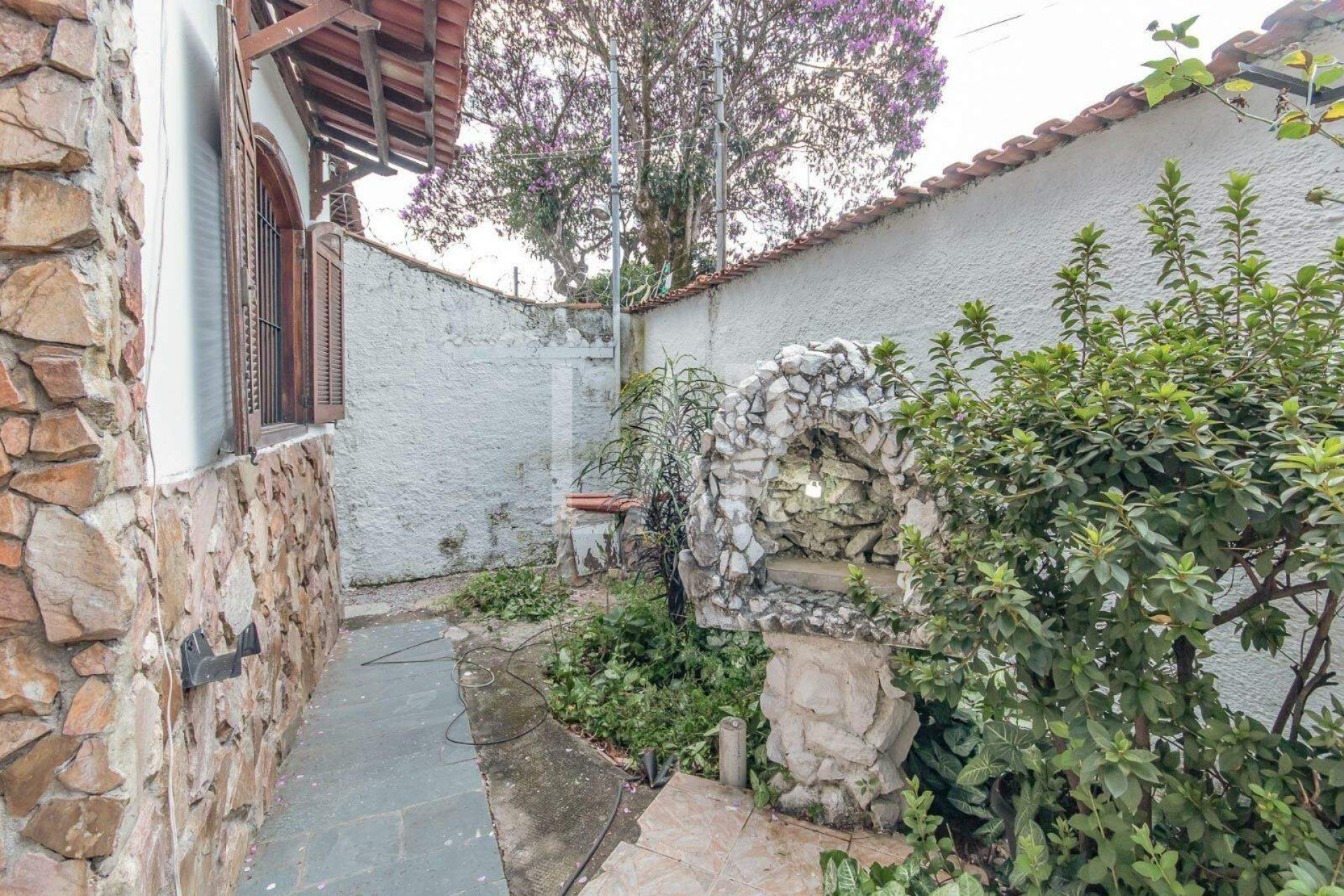 Casa de 4 quartos à venda, Candelária, Belo Horizonte - MG