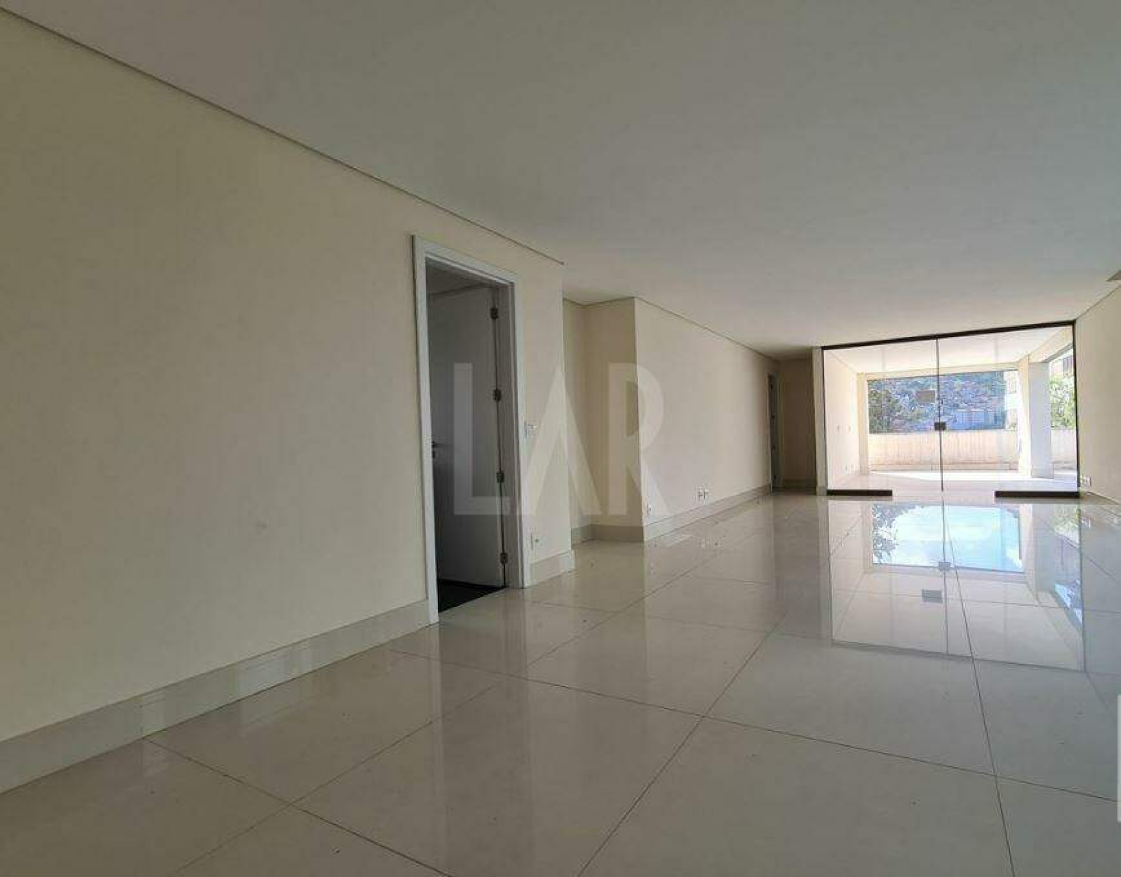 Apartamento de 4 quartos à venda, Vila Paris, Belo Horizonte - MG