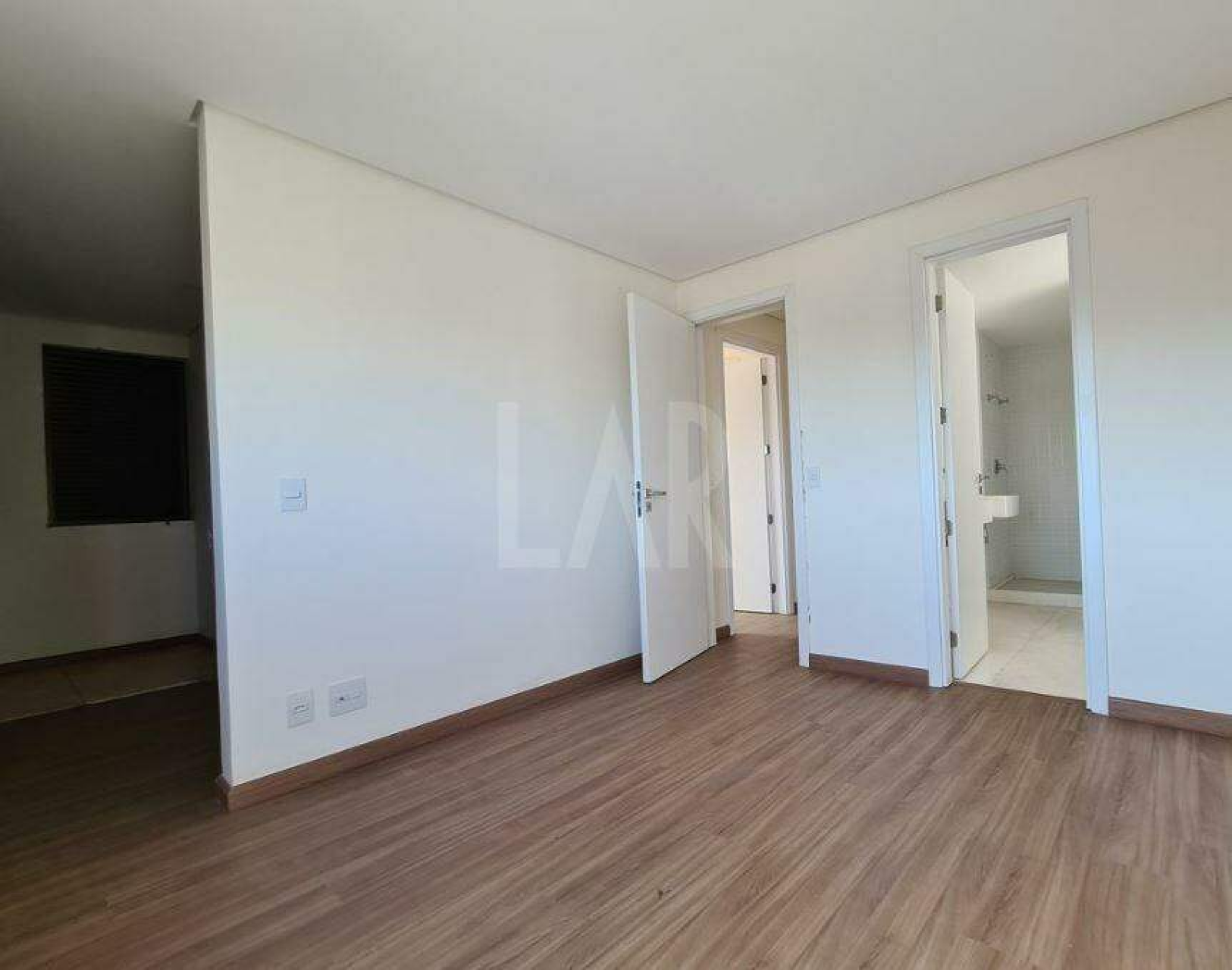Apartamento de 4 quartos à venda, Vila Paris, Belo Horizonte - MG