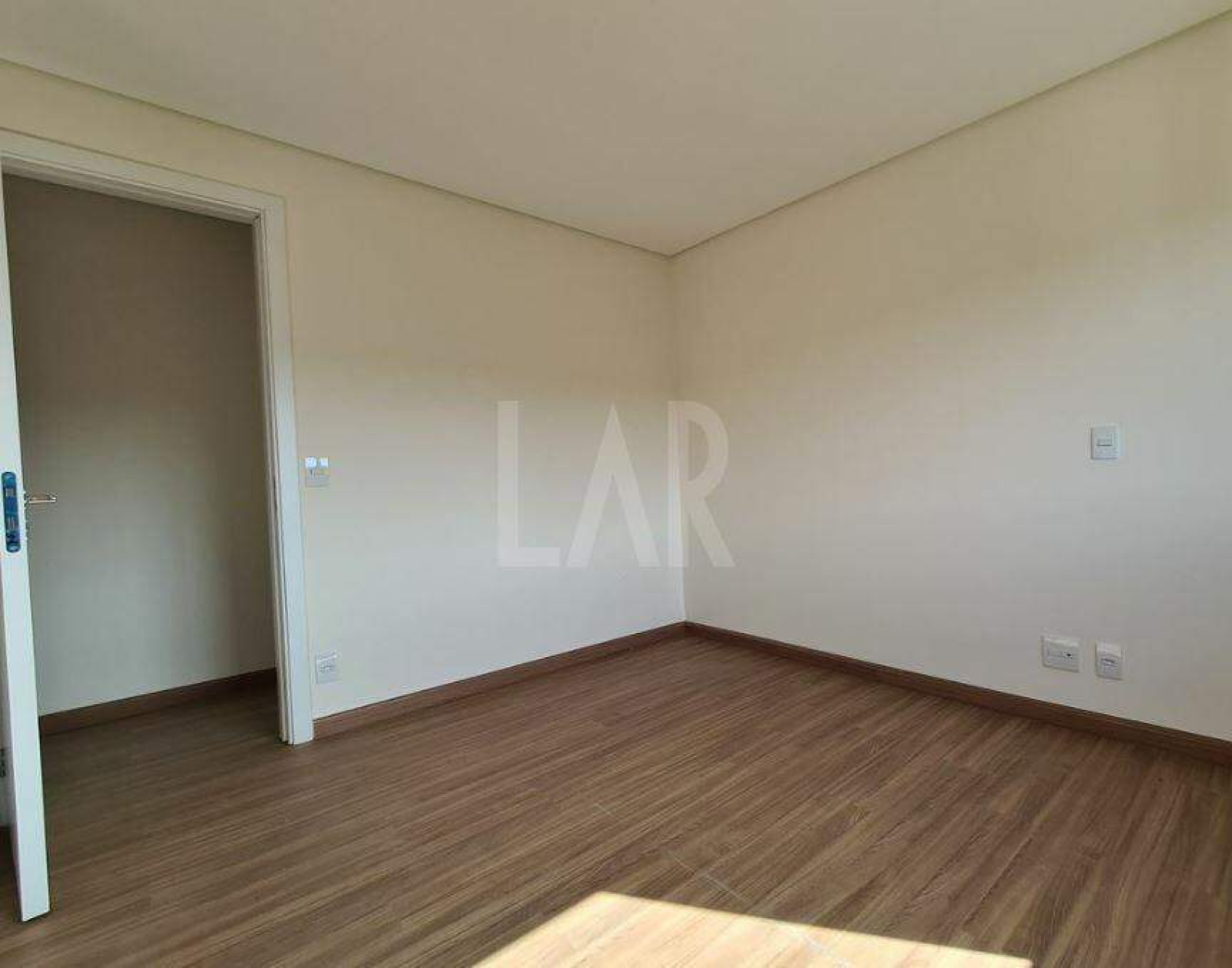Apartamento de 4 quartos à venda, Vila Paris, Belo Horizonte - MG