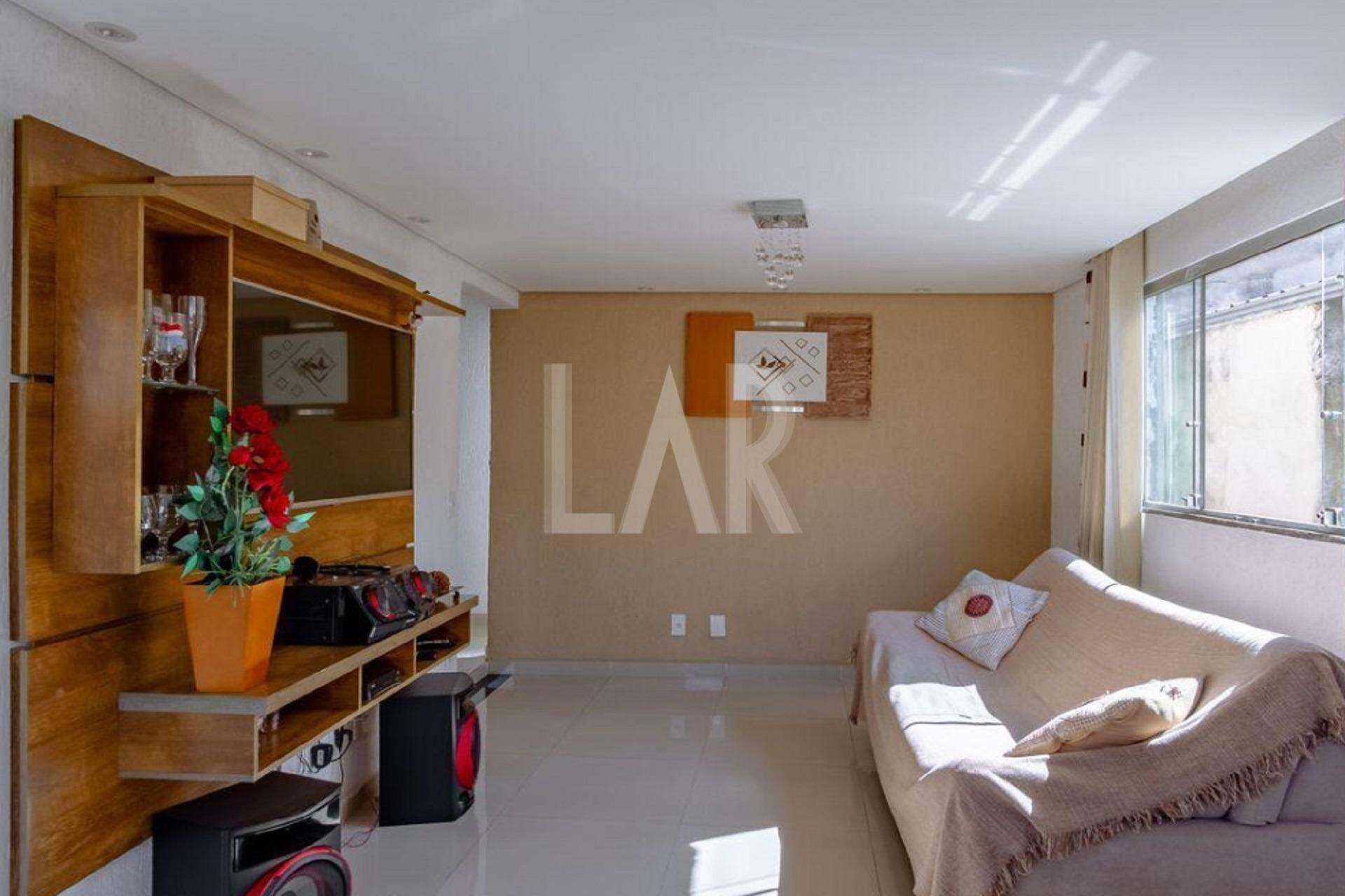 Casa de 4 quartos à venda, Nova Suíssa, Belo Horizonte - MG