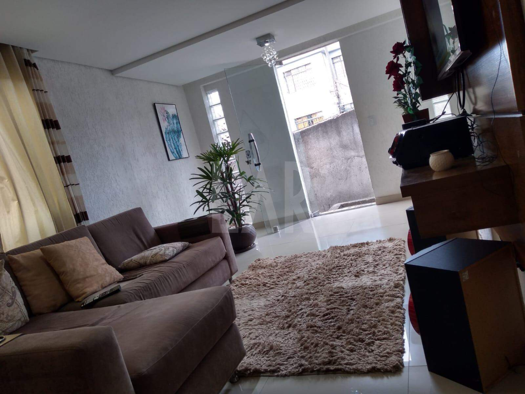 Casa de 4 quartos à venda, Nova Suíssa, Belo Horizonte - MG