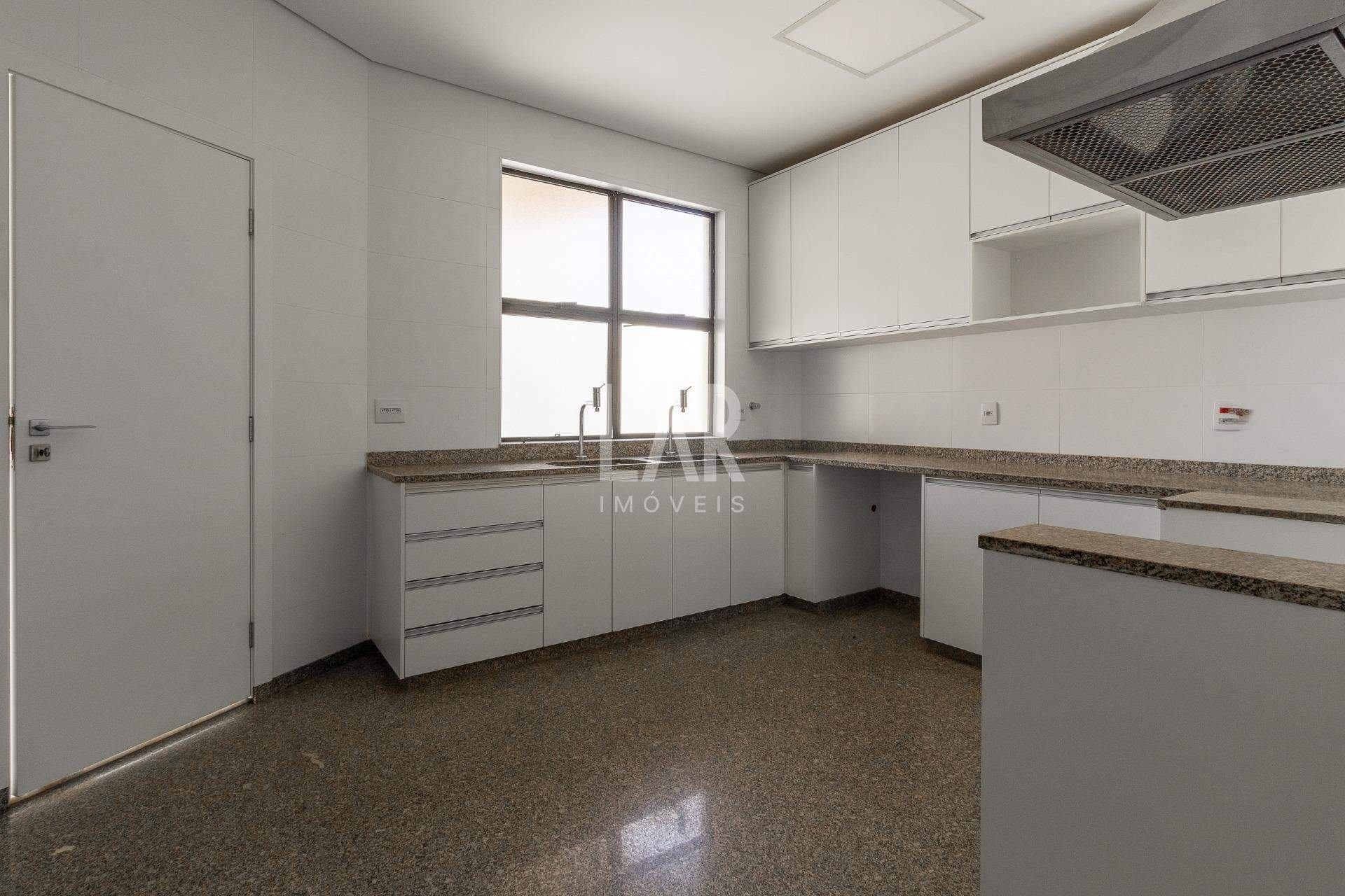 Cobertura de 4 quartos para alugar, Anchieta, Belo Horizonte - MG