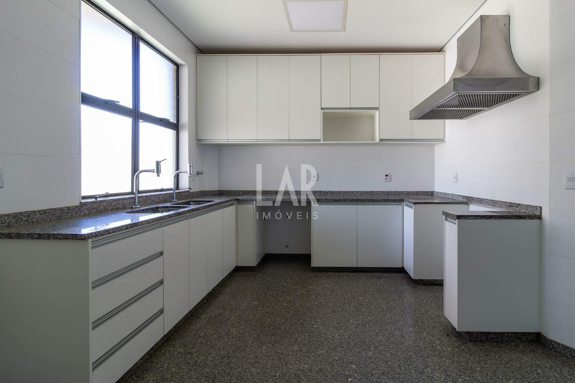 Cobertura de 4 quartos para alugar, Anchieta, Belo Horizonte - MG