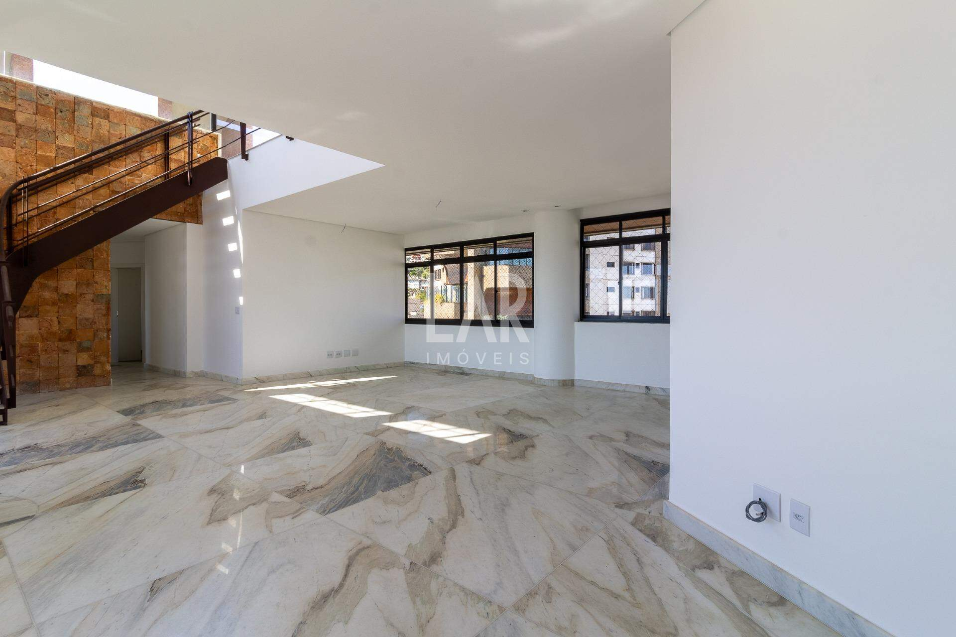 Cobertura de 4 quartos para alugar, Anchieta, Belo Horizonte - MG