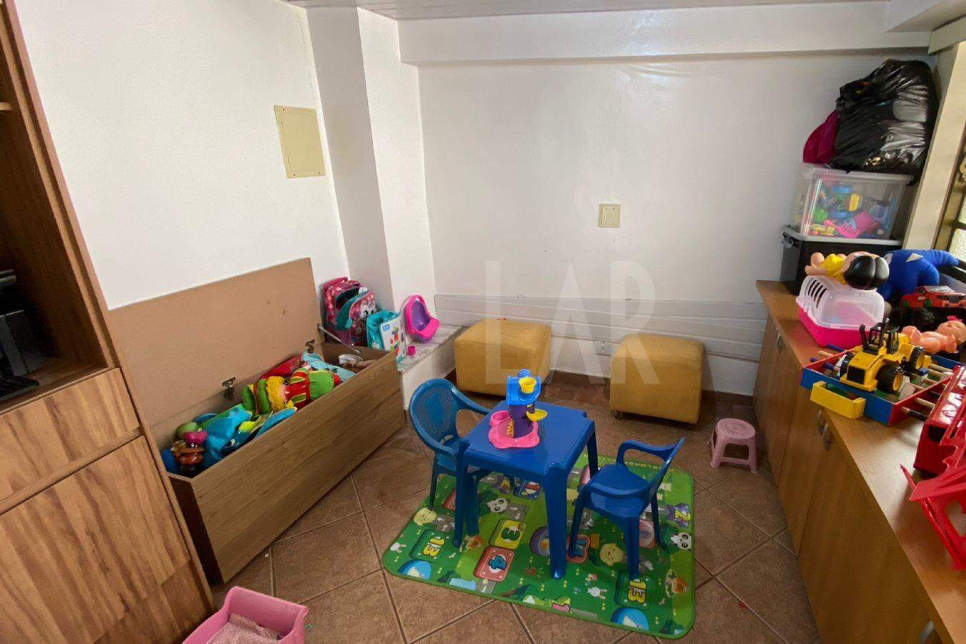 Casa de 3 quartos à venda, Santa Mônica, Belo Horizonte - MG