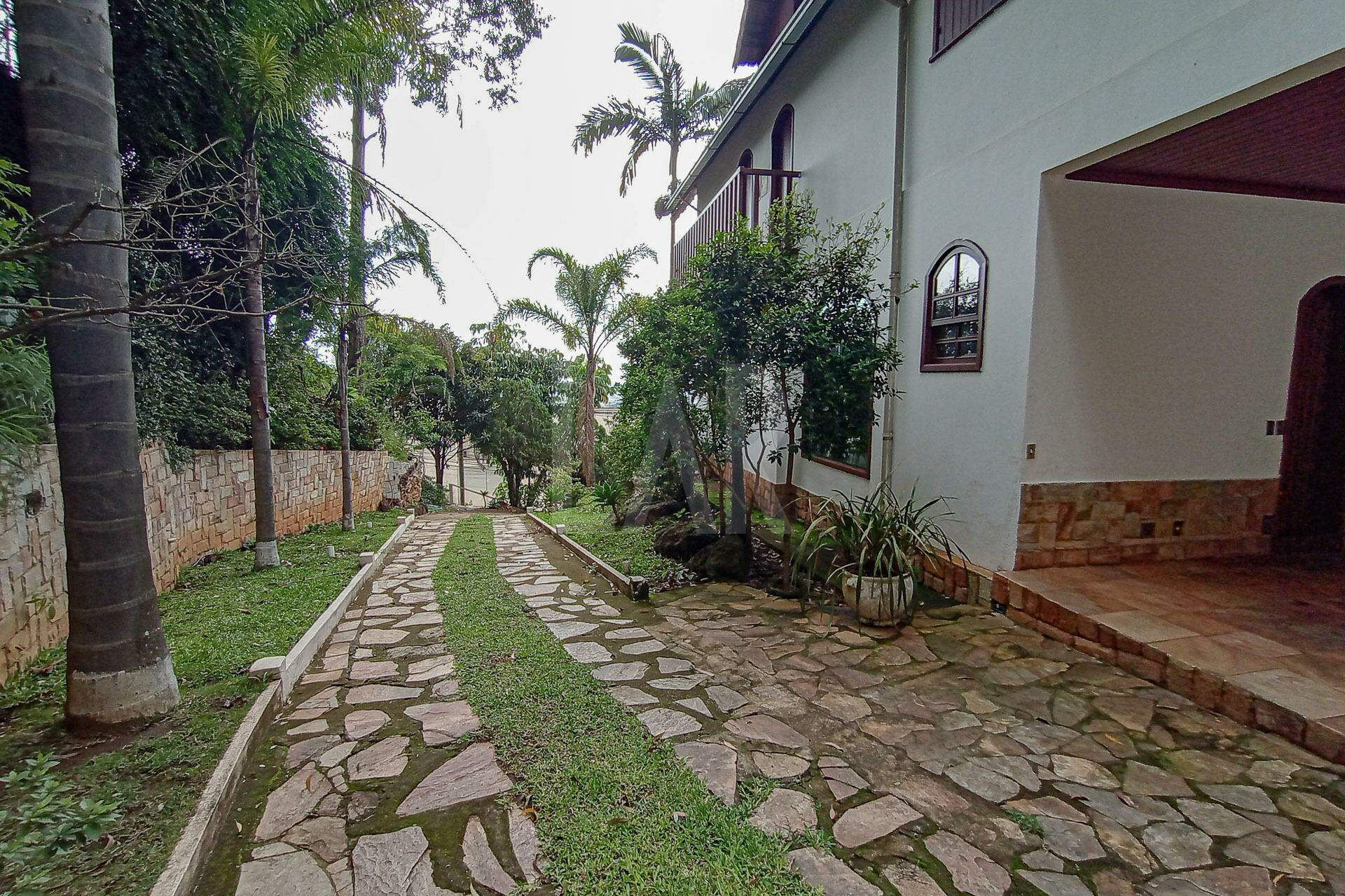 Casa de 4 quartos para alugar, Belvedere, Belo Horizonte - MG