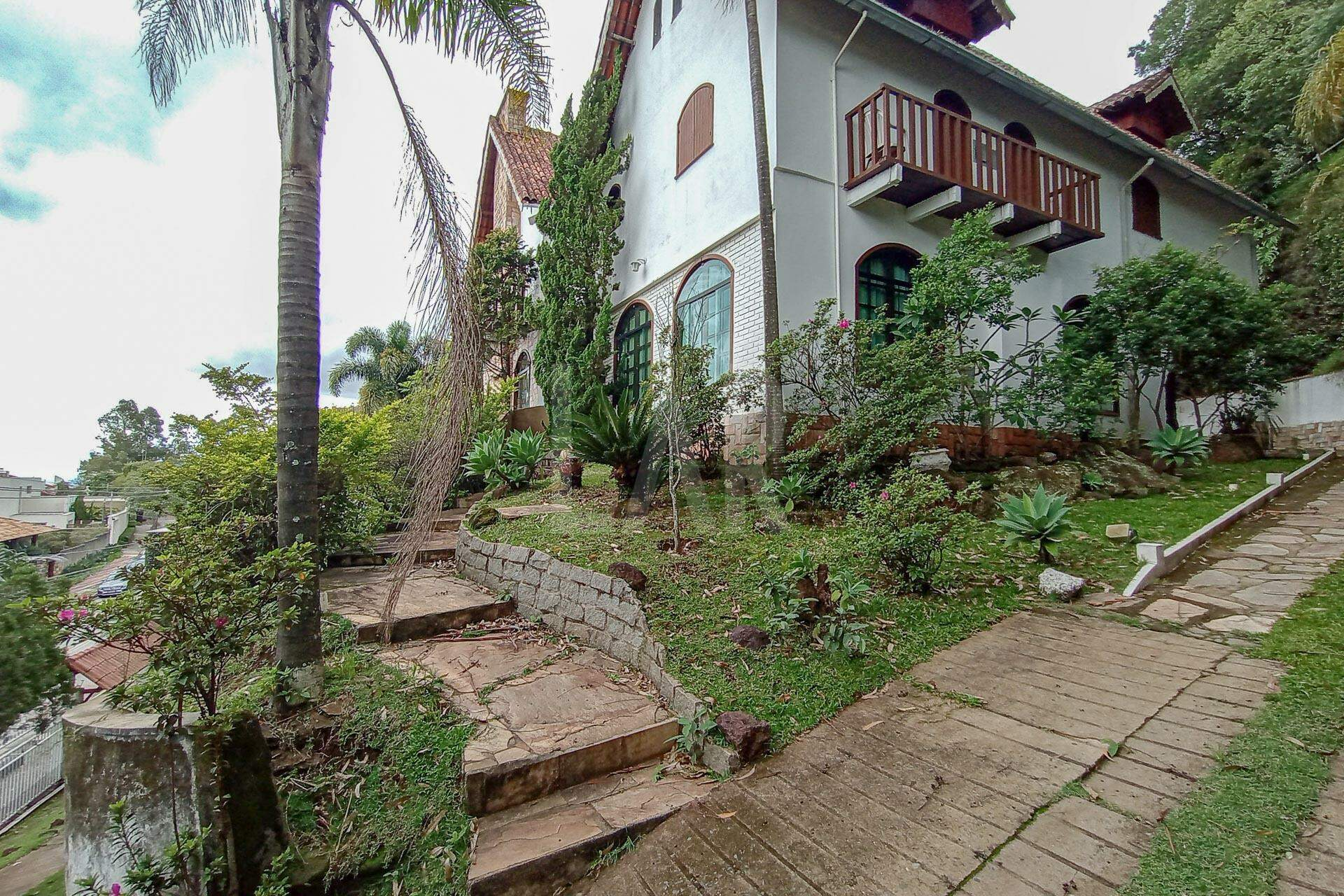Casa de 4 quartos para alugar, Belvedere, Belo Horizonte - MG