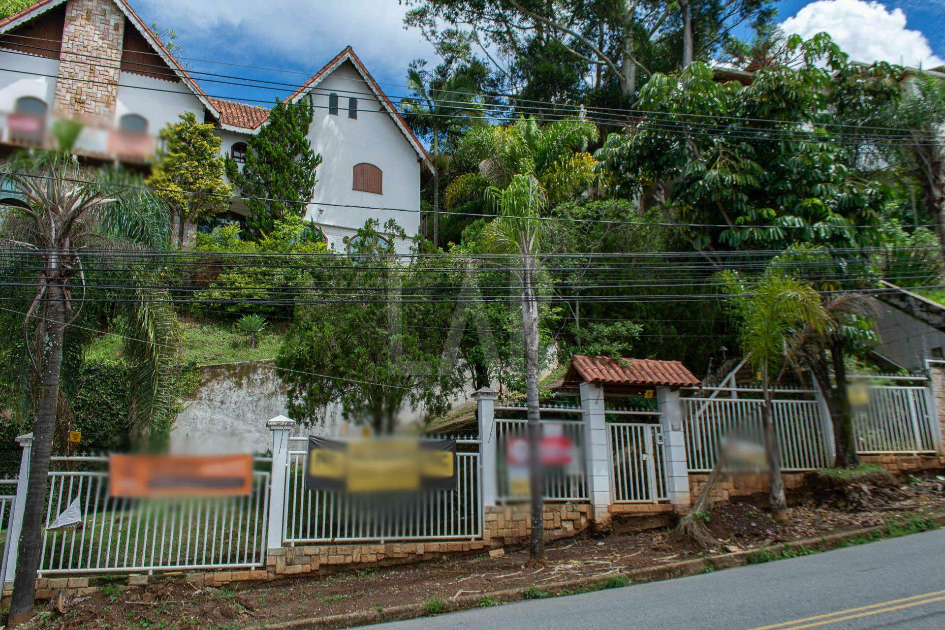 Casa de 4 quartos para alugar, Belvedere, Belo Horizonte - MG