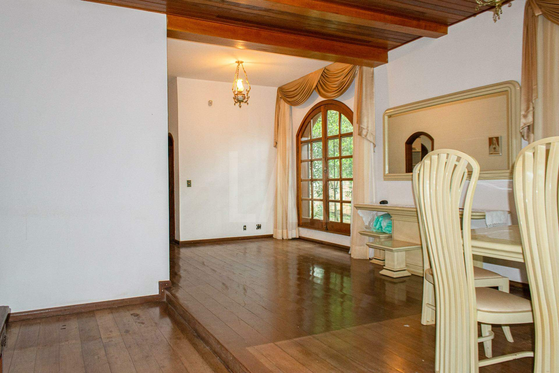 Casa de 4 quartos para alugar, Belvedere, Belo Horizonte - MG