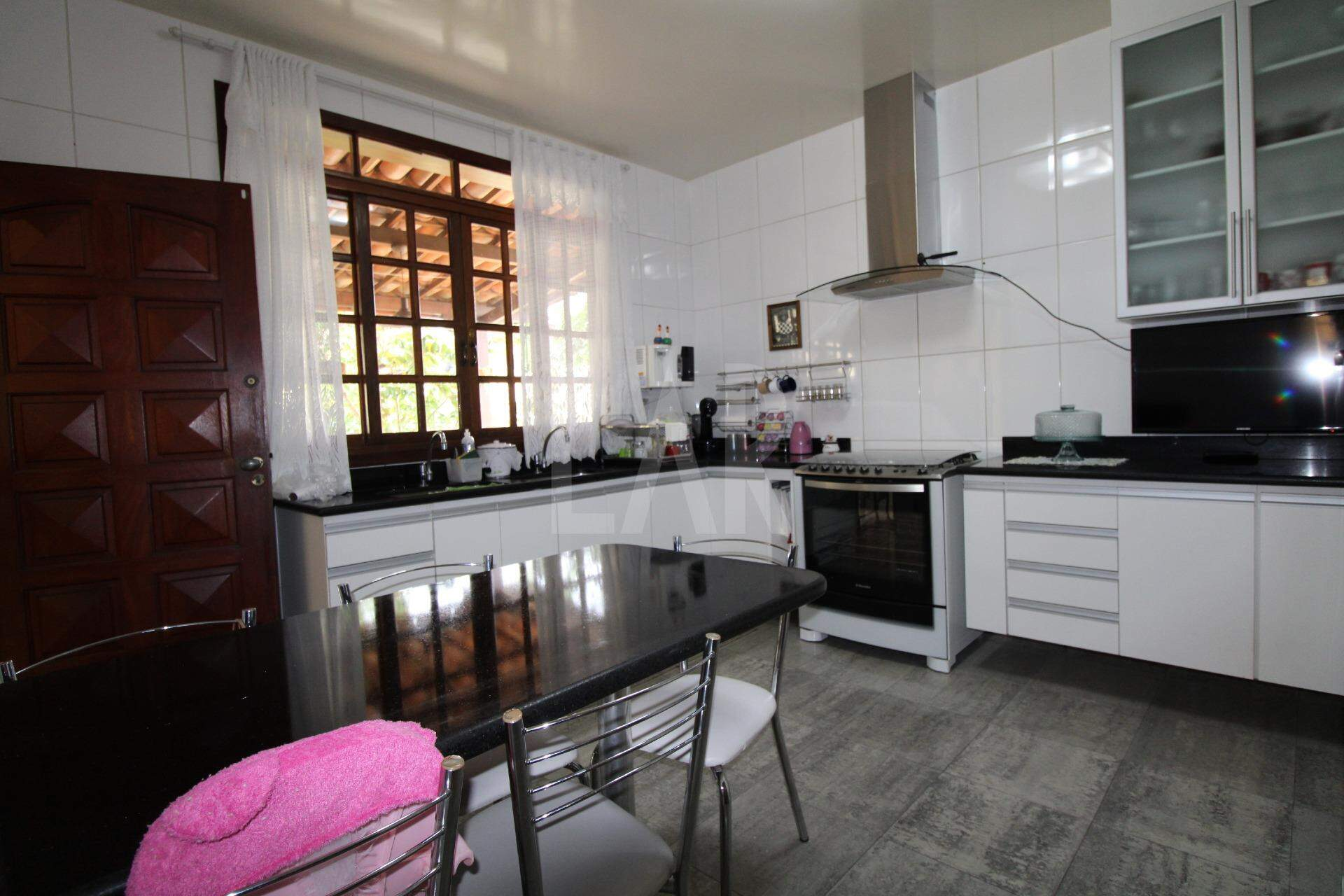 Casa de 4 quartos à venda, Castelo, Belo Horizonte - MG