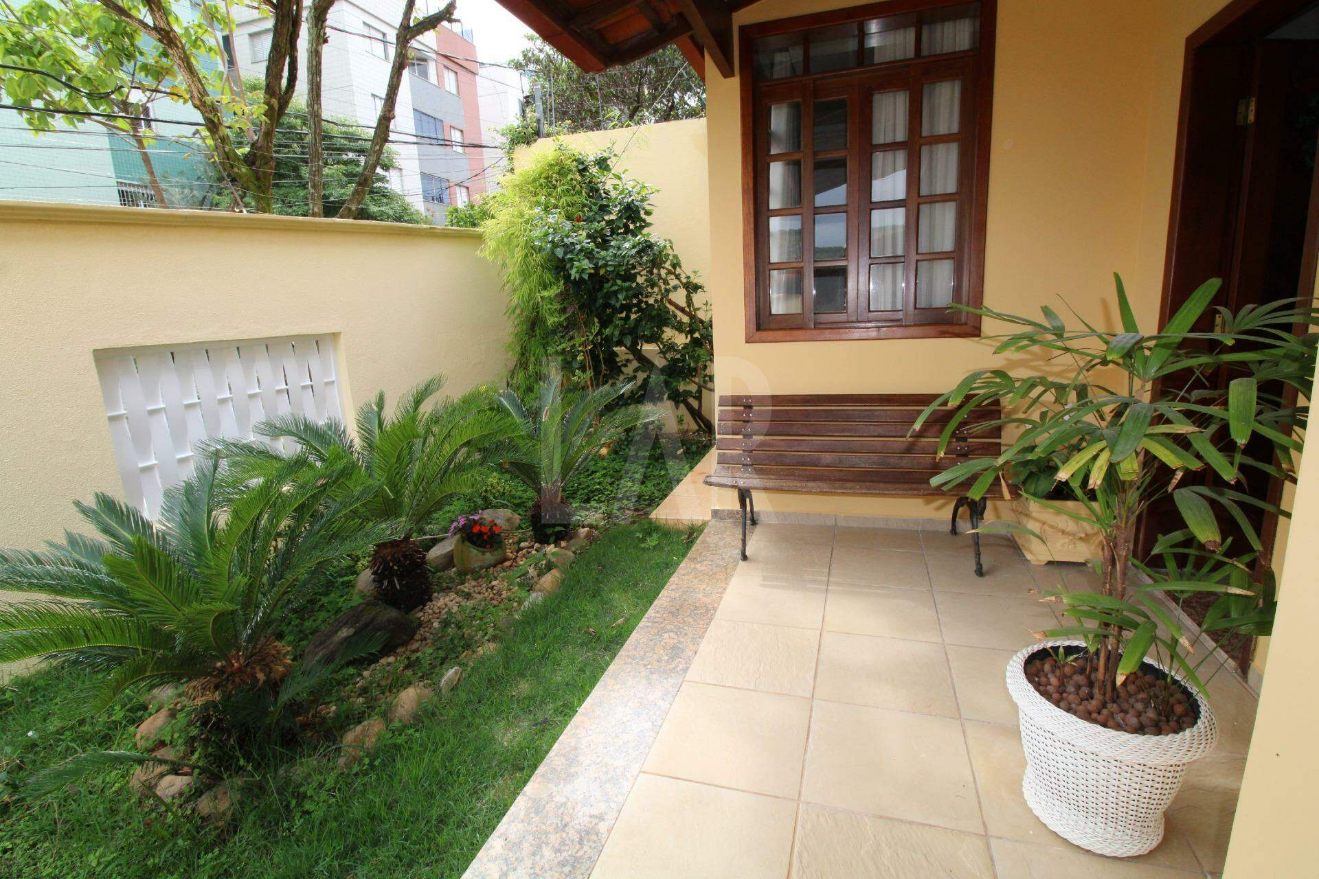 Casa de 4 quartos à venda, Castelo, Belo Horizonte - MG