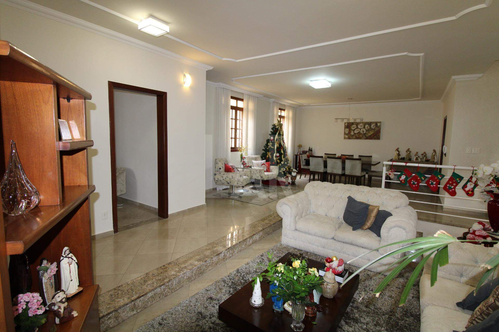 Casa de 4 quartos à venda, Castelo, Belo Horizonte - MG