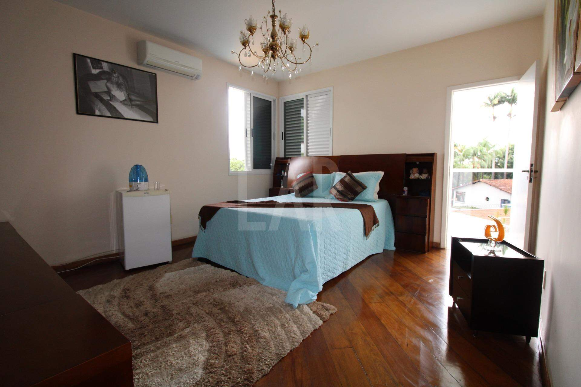 Casa de 5 quartos à venda, São Luiz, Belo Horizonte - MG