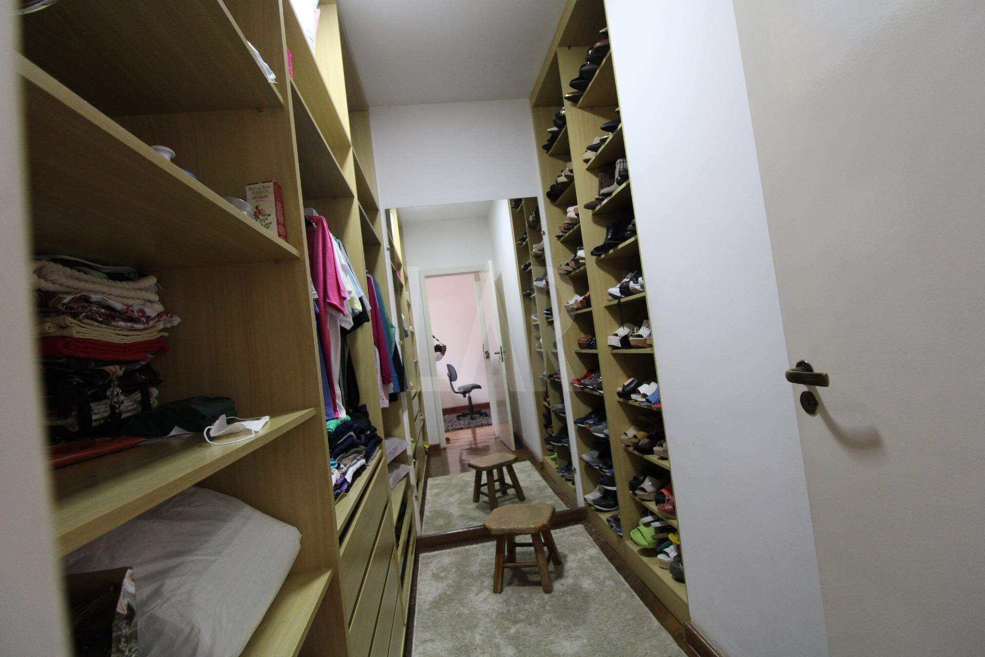 Casa de 5 quartos à venda, São Luiz, Belo Horizonte - MG