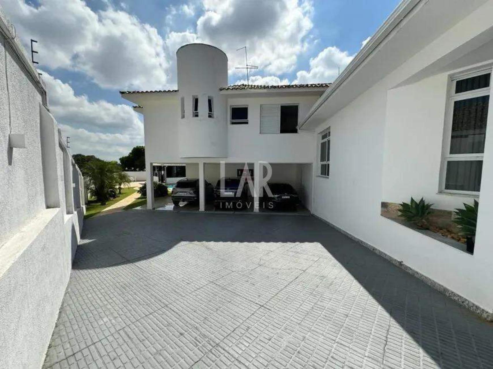 Casa de 5 quartos à venda, São Luiz, Belo Horizonte - MG