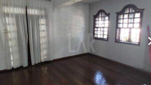 Casa de 8 quartos à venda, Sagrada Família, Belo Horizonte - MG