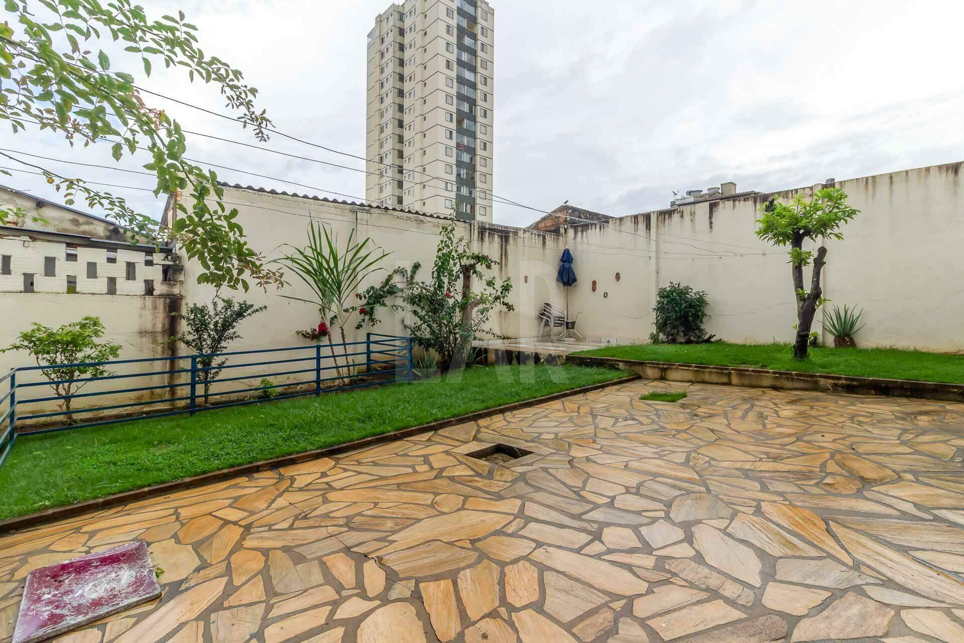 Casa de 4 quartos para alugar, Colégio Batista, Belo Horizonte - MG