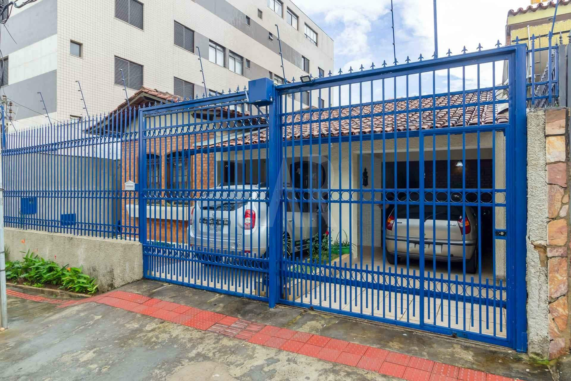 Casa de 4 quartos para alugar, Colégio Batista, Belo Horizonte - MG