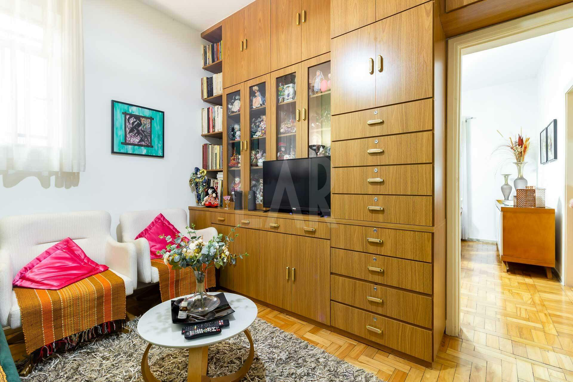 Casa de 4 quartos para alugar, Colégio Batista, Belo Horizonte - MG