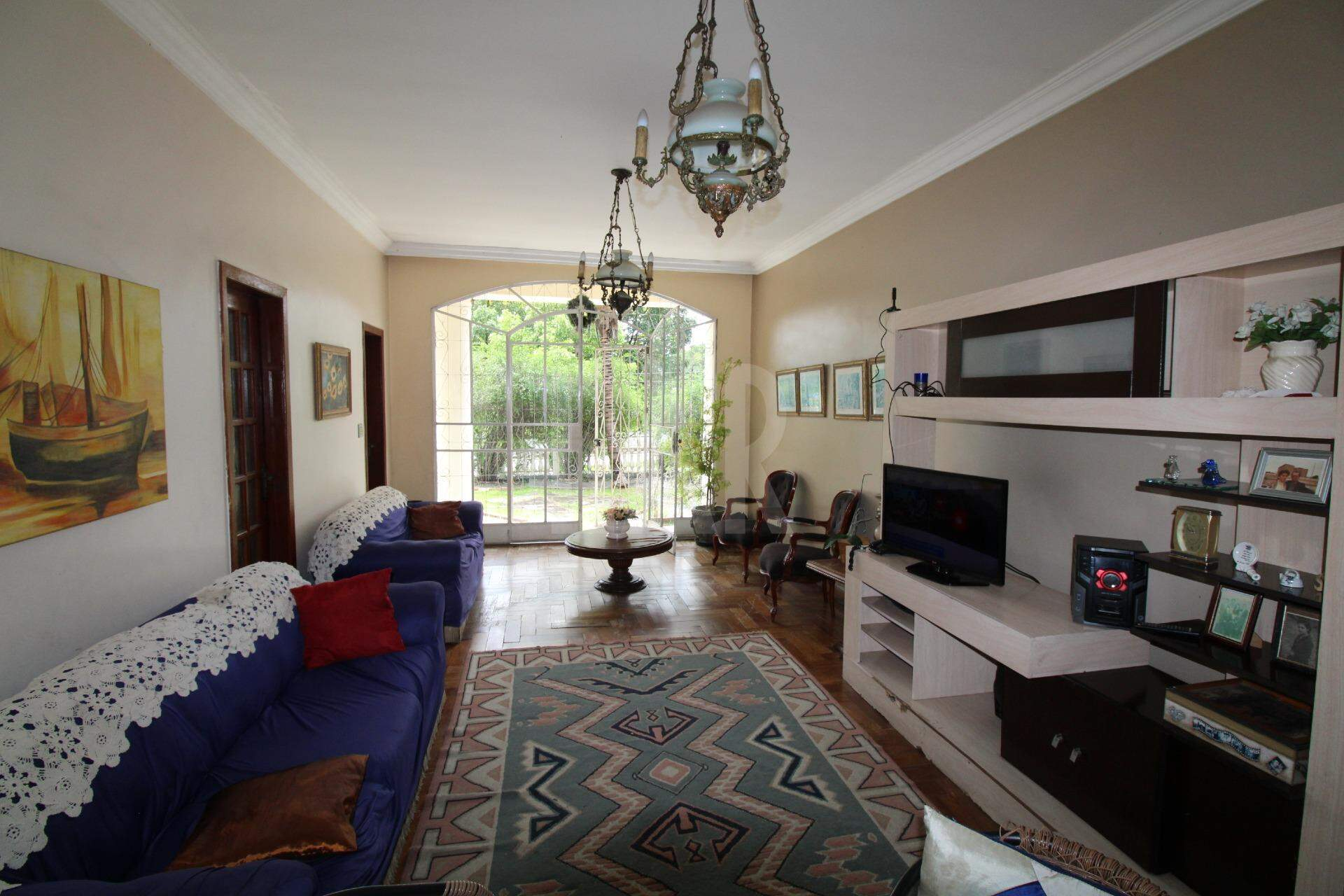 Casa de 5 quartos à venda, São Luiz, Belo Horizonte - MG