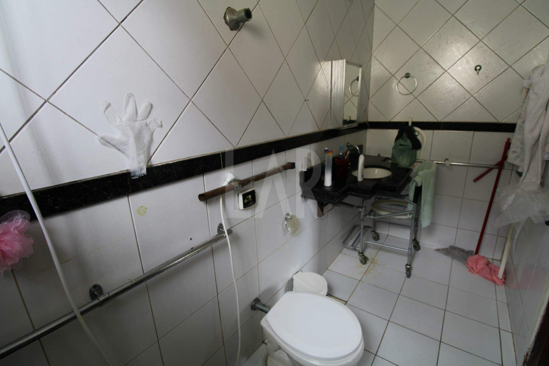 Casa de 5 quartos à venda, São Luiz, Belo Horizonte - MG