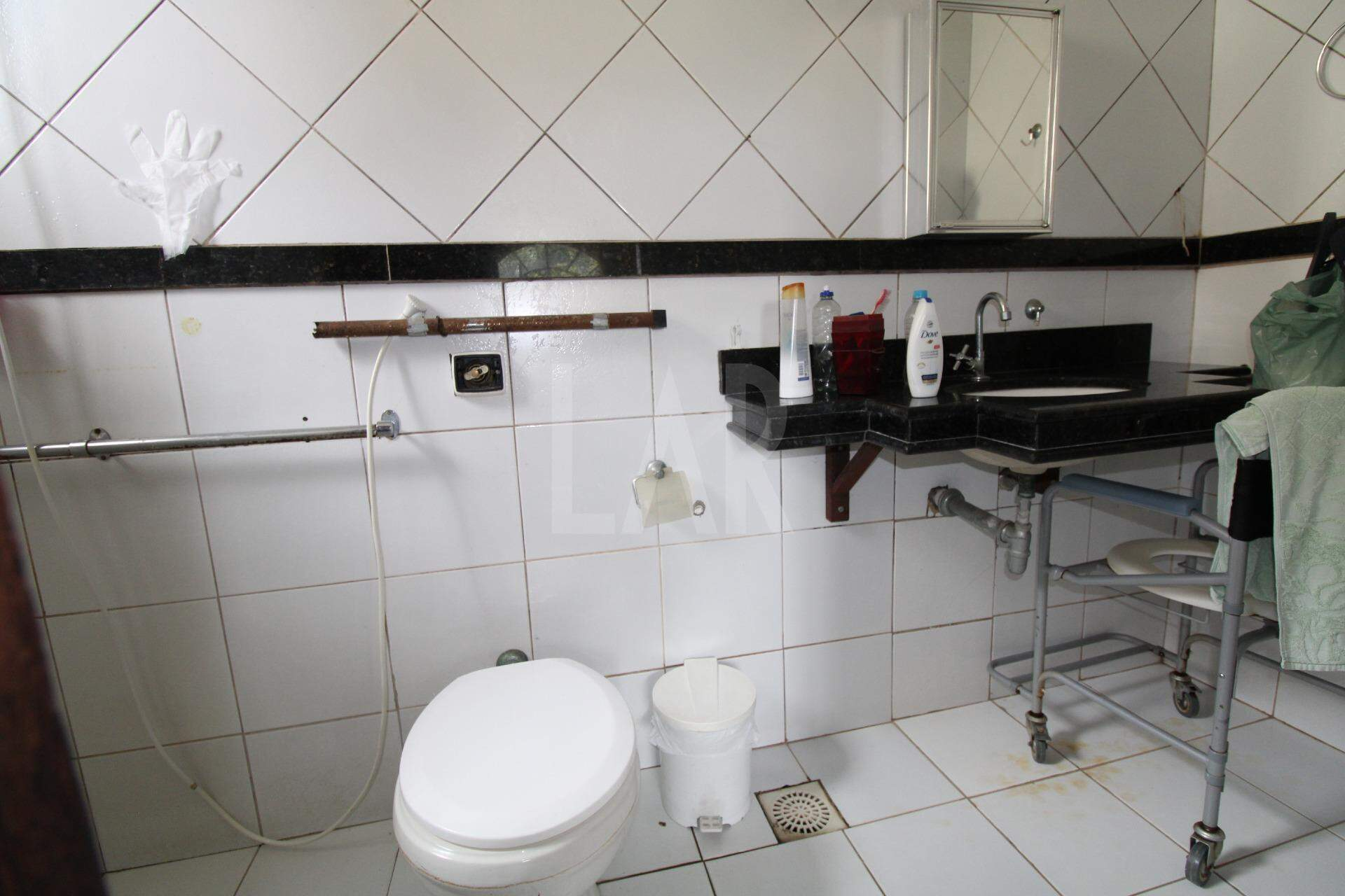 Casa de 5 quartos à venda, São Luiz, Belo Horizonte - MG