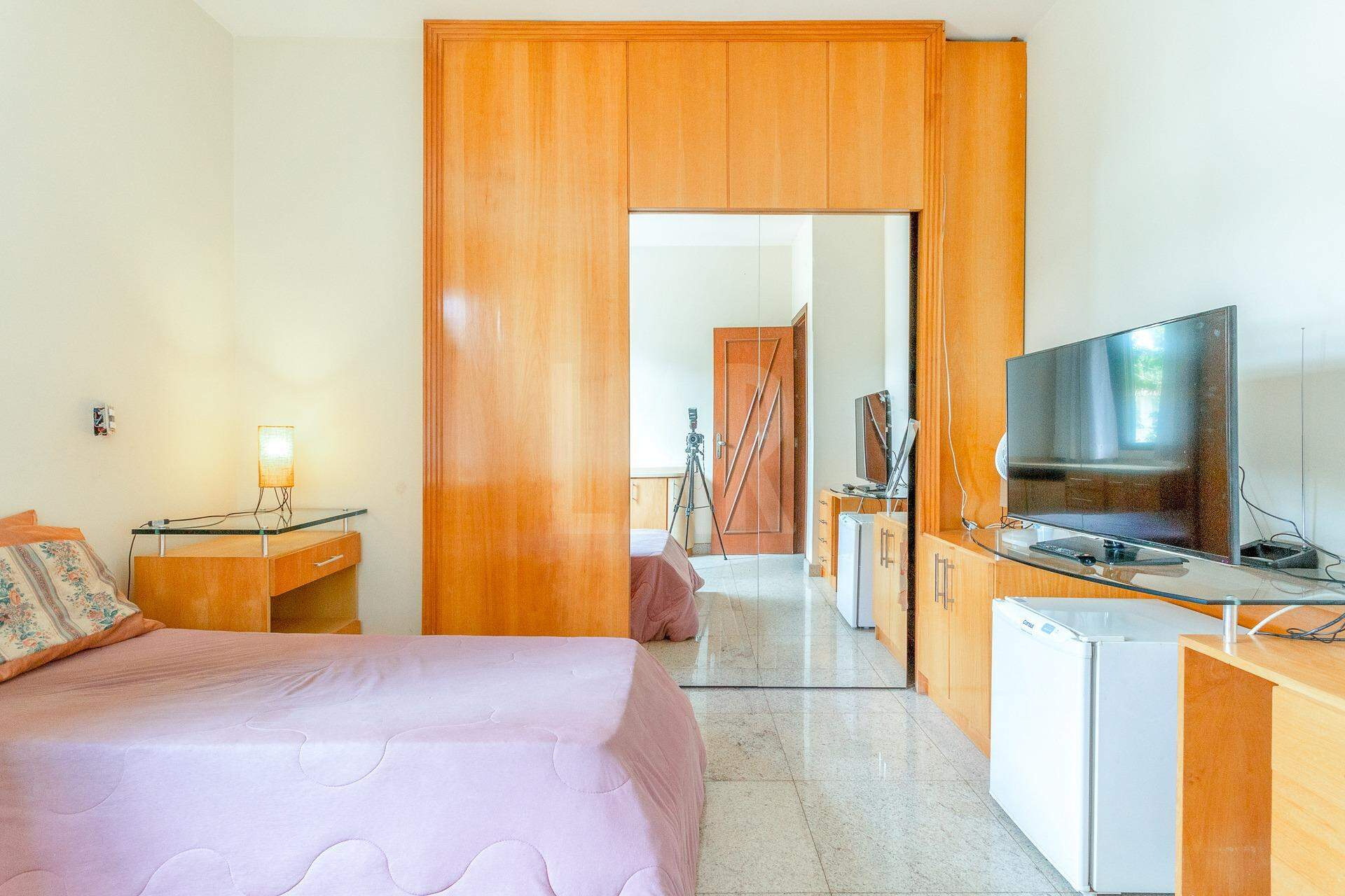 Casa de 4 quartos à venda, Belvedere, Belo Horizonte - MG