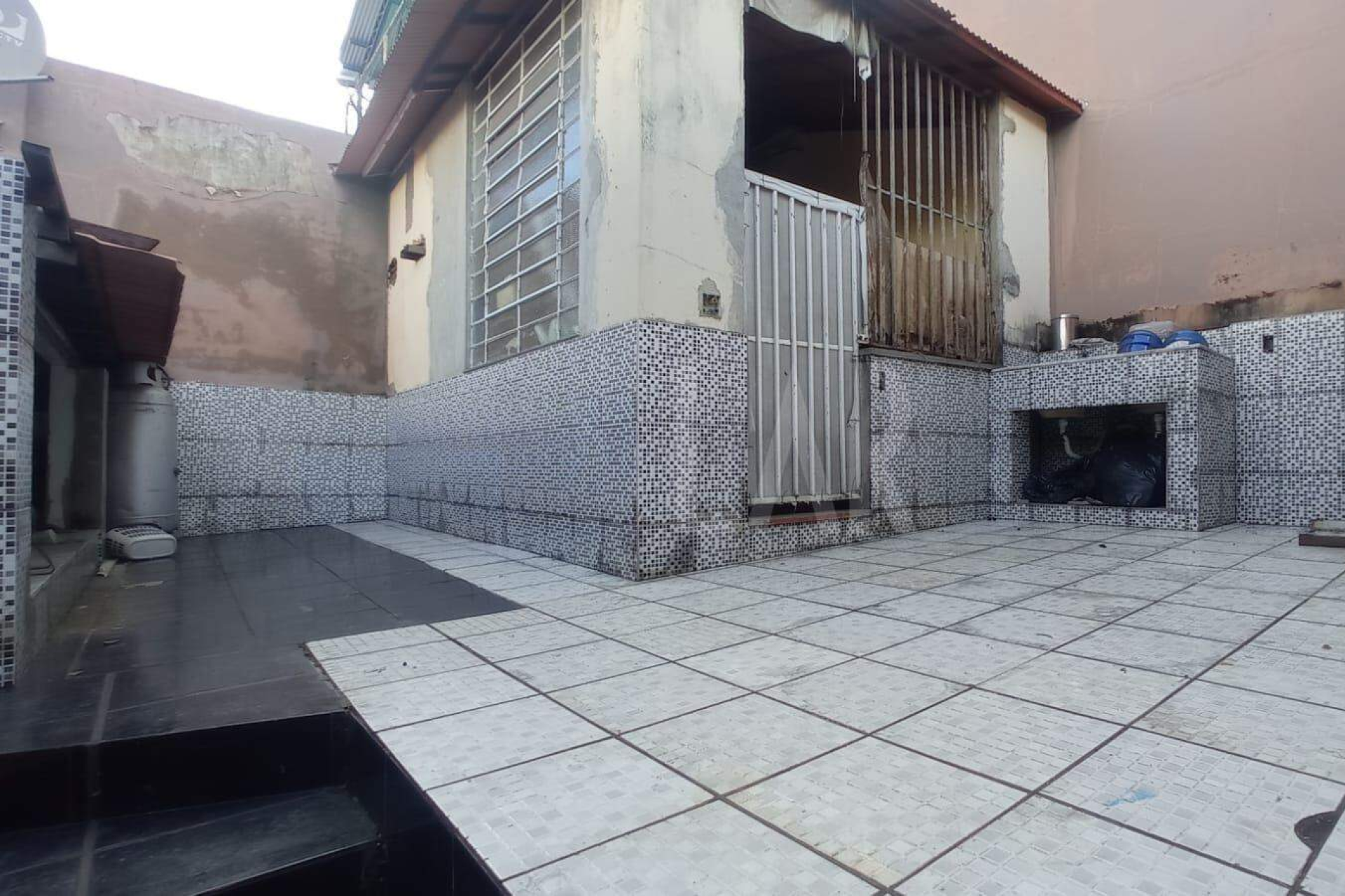 Casa de 3 quartos à venda, Santa Efigênia, Belo Horizonte - MG
