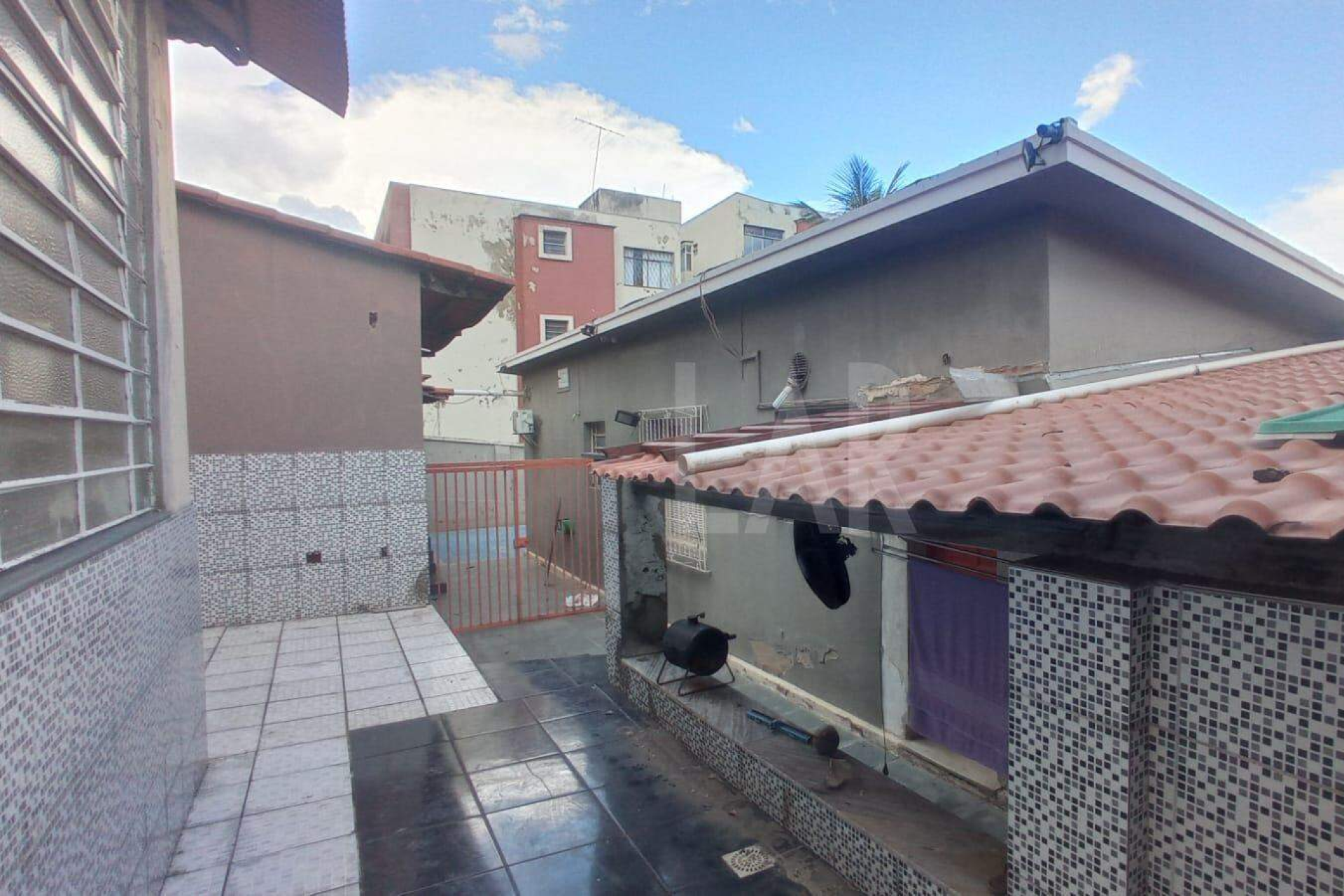 Casa de 3 quartos à venda, Santa Efigênia, Belo Horizonte - MG