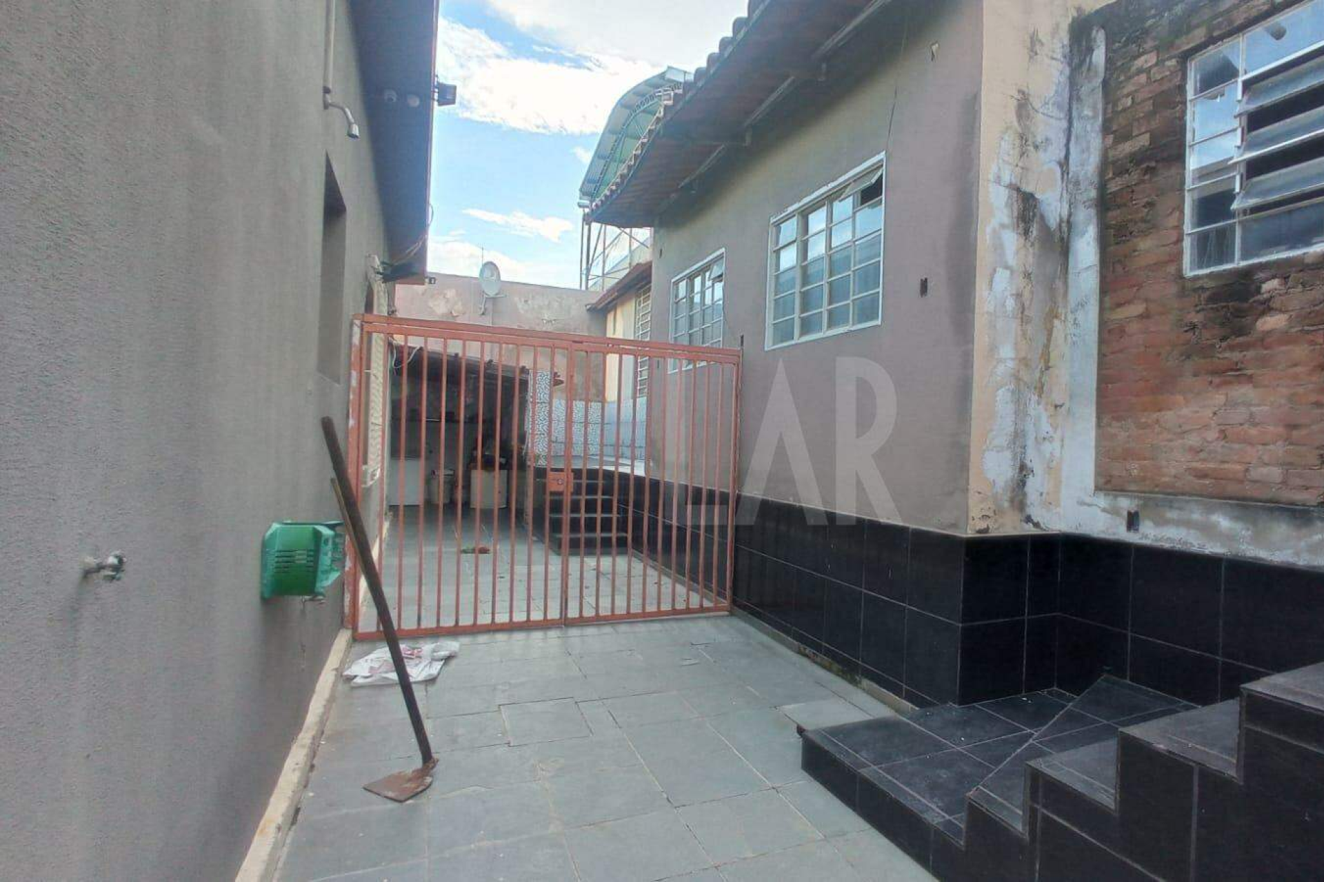 Casa de 3 quartos à venda, Santa Efigênia, Belo Horizonte - MG