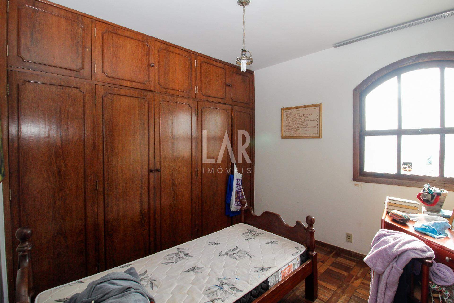 Casa de 6 quartos à venda, Jardim América, Belo Horizonte - MG
