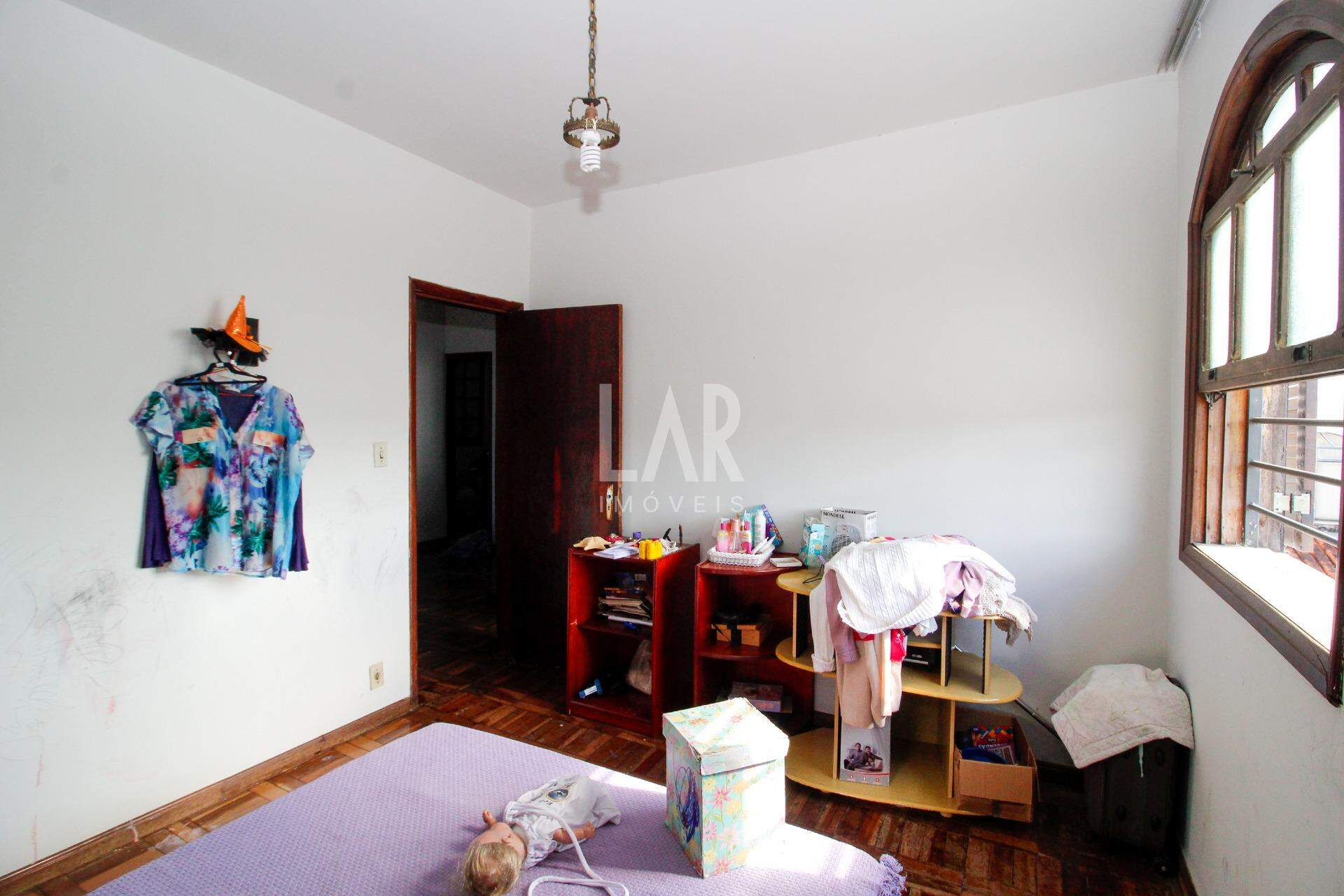 Casa de 6 quartos à venda, Jardim América, Belo Horizonte - MG