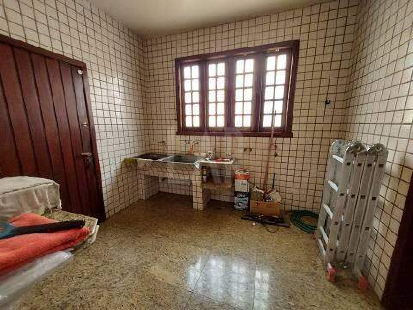Casa de 6 quartos à venda, Palmares, Belo Horizonte - MG