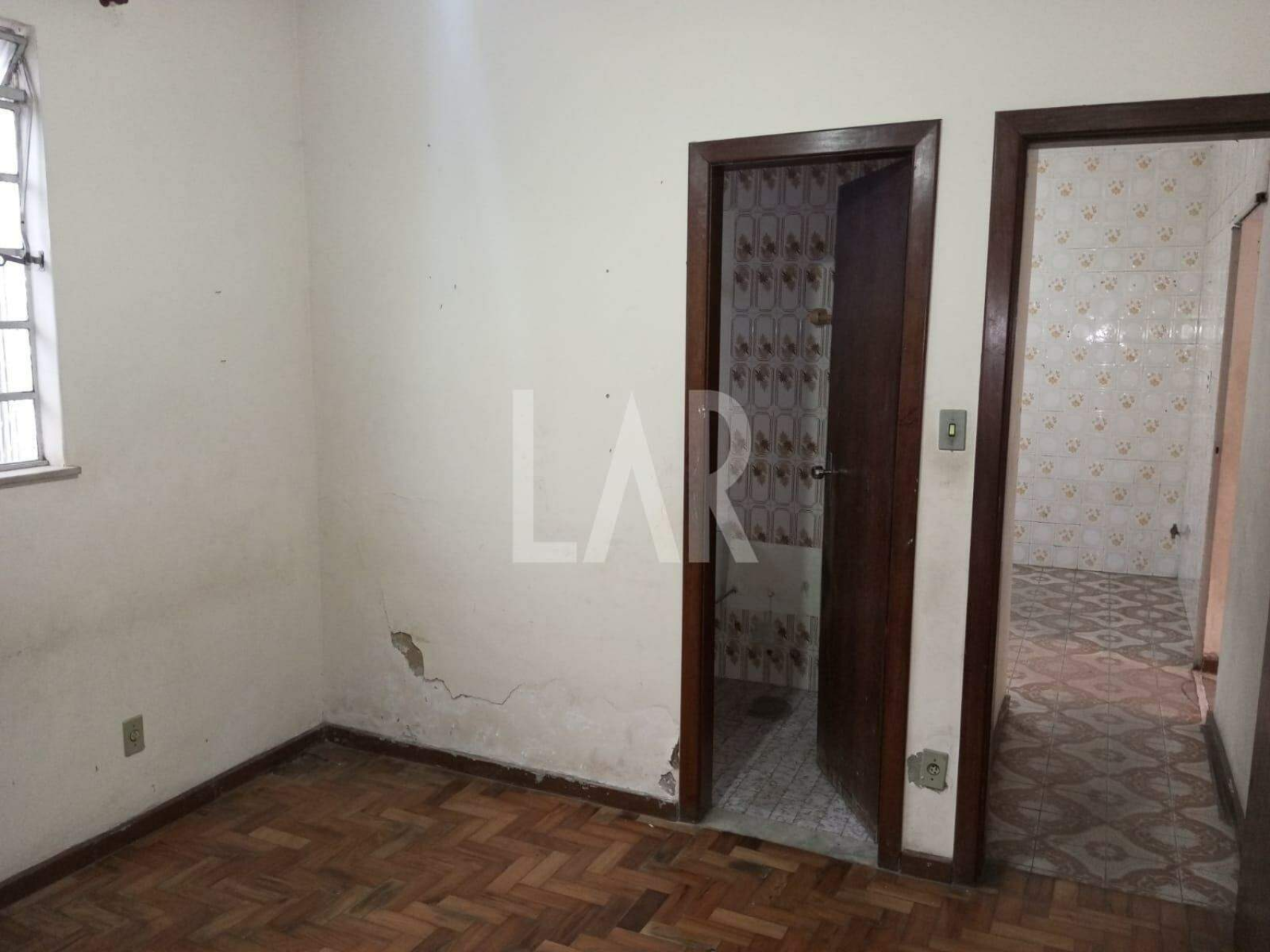 Casa de 4 quartos à venda, Aparecida, Belo Horizonte - MG