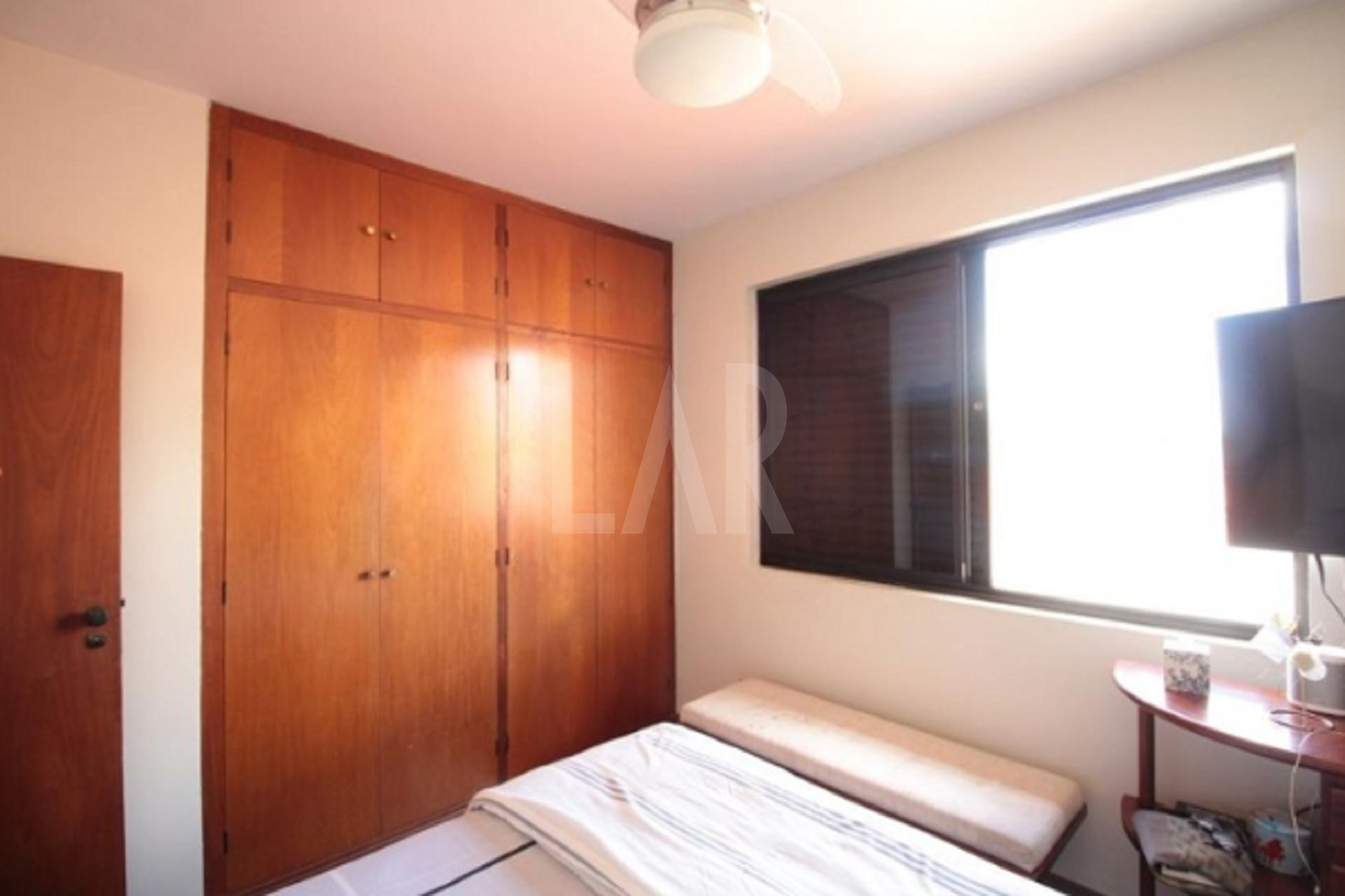 Casa de 4 quartos à venda, Santa Rosa, Belo Horizonte - MG