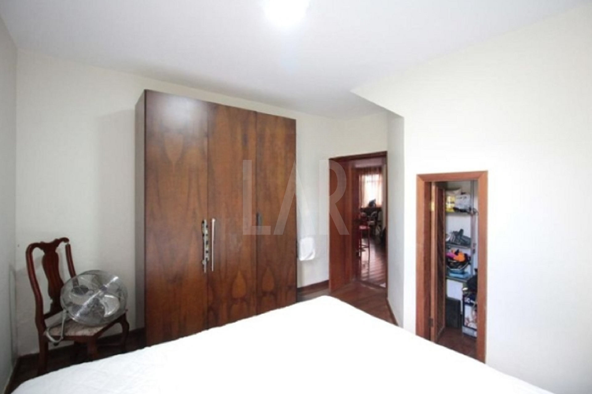 Casa de 4 quartos à venda, Santa Rosa, Belo Horizonte - MG