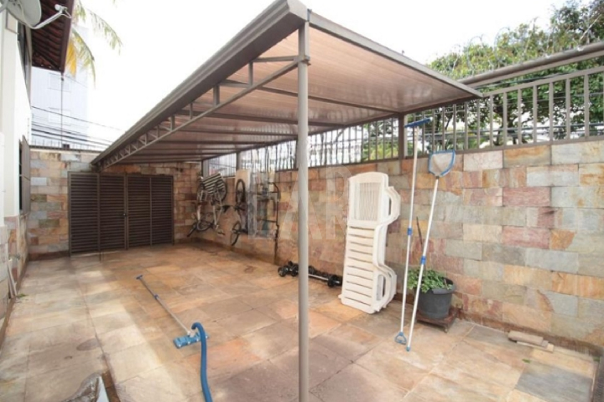 Casa de 4 quartos à venda, Santa Rosa, Belo Horizonte - MG