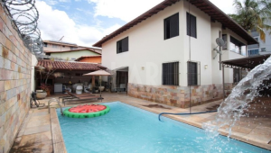 Casa de 4 quartos à venda, Santa Rosa, Belo Horizonte - MG