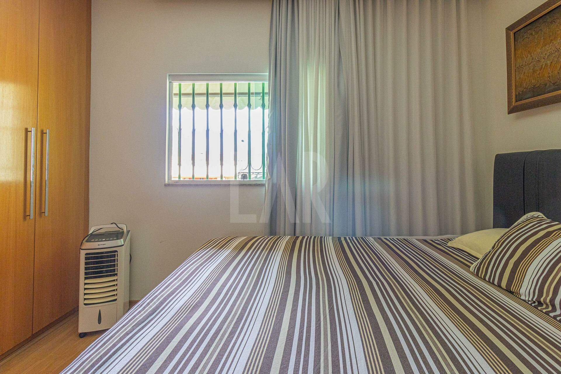 Casa de 4 quartos à venda, Bonfim, Belo Horizonte - MG