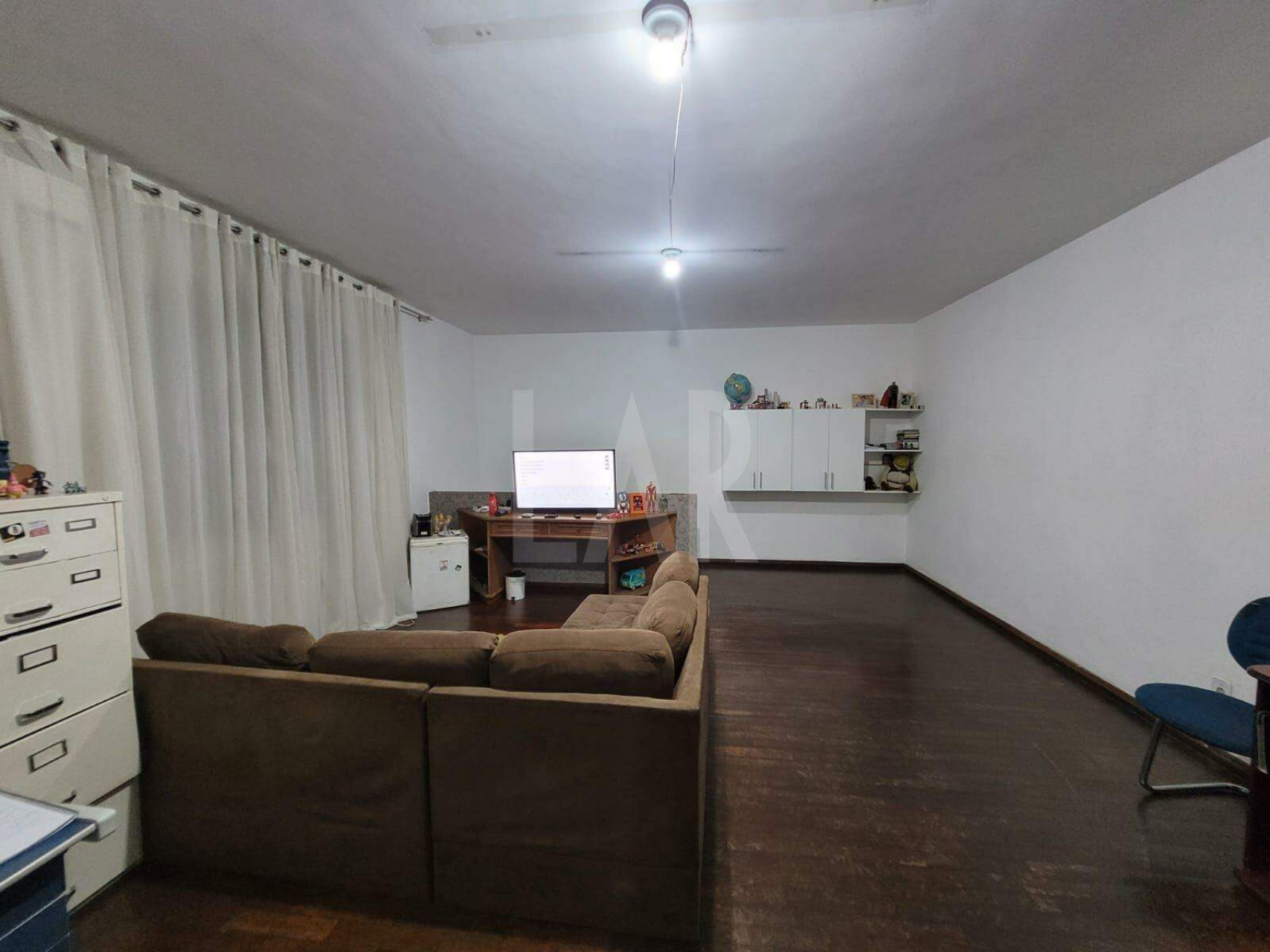Casa de 4 quartos à venda, Santa Rosa, Belo Horizonte - MG