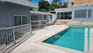 Casas Comerciais à venda em Cidade Jardim