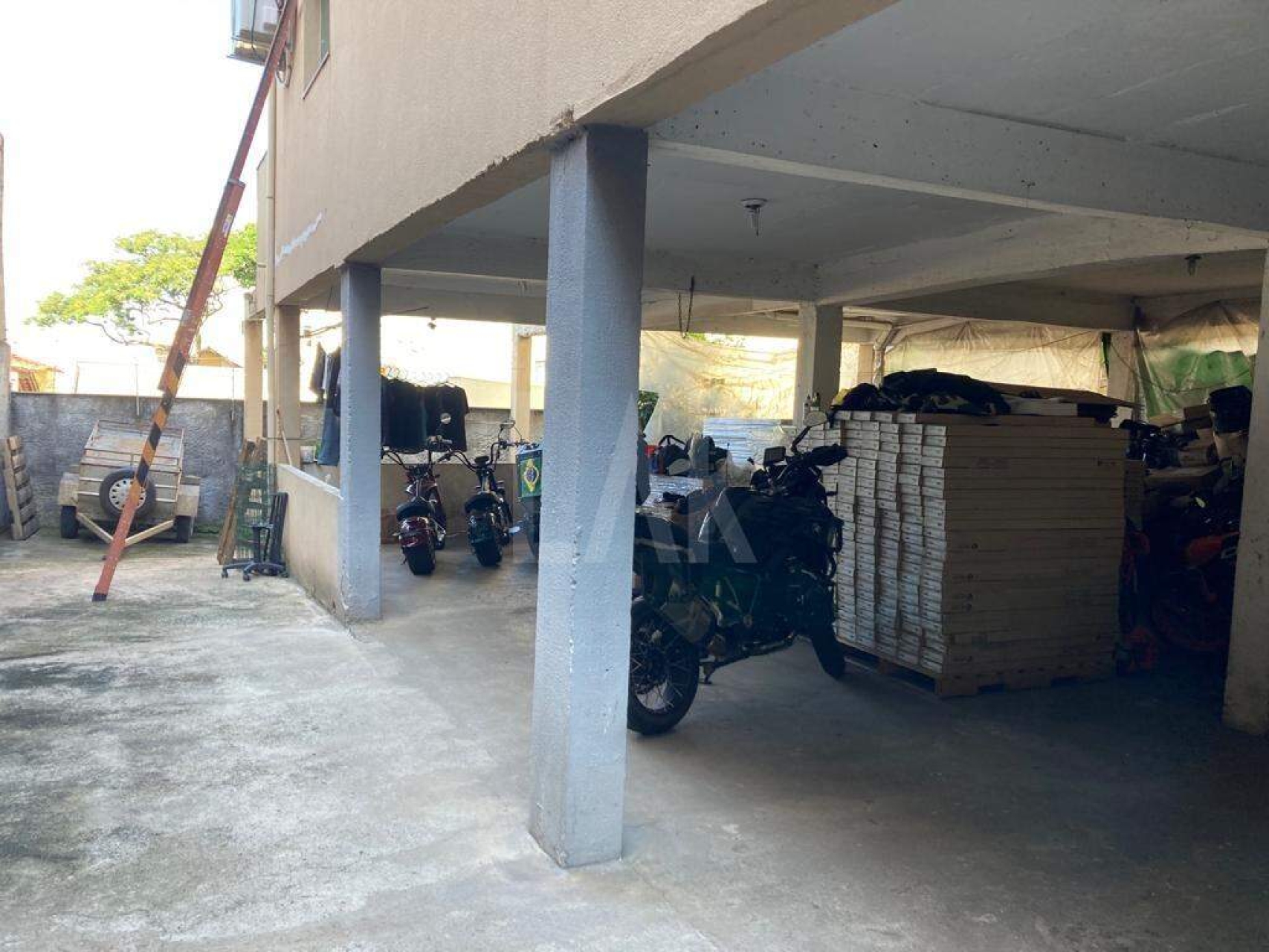 Casa de 5 quartos à venda, Santa Rosa, Belo Horizonte - MG
