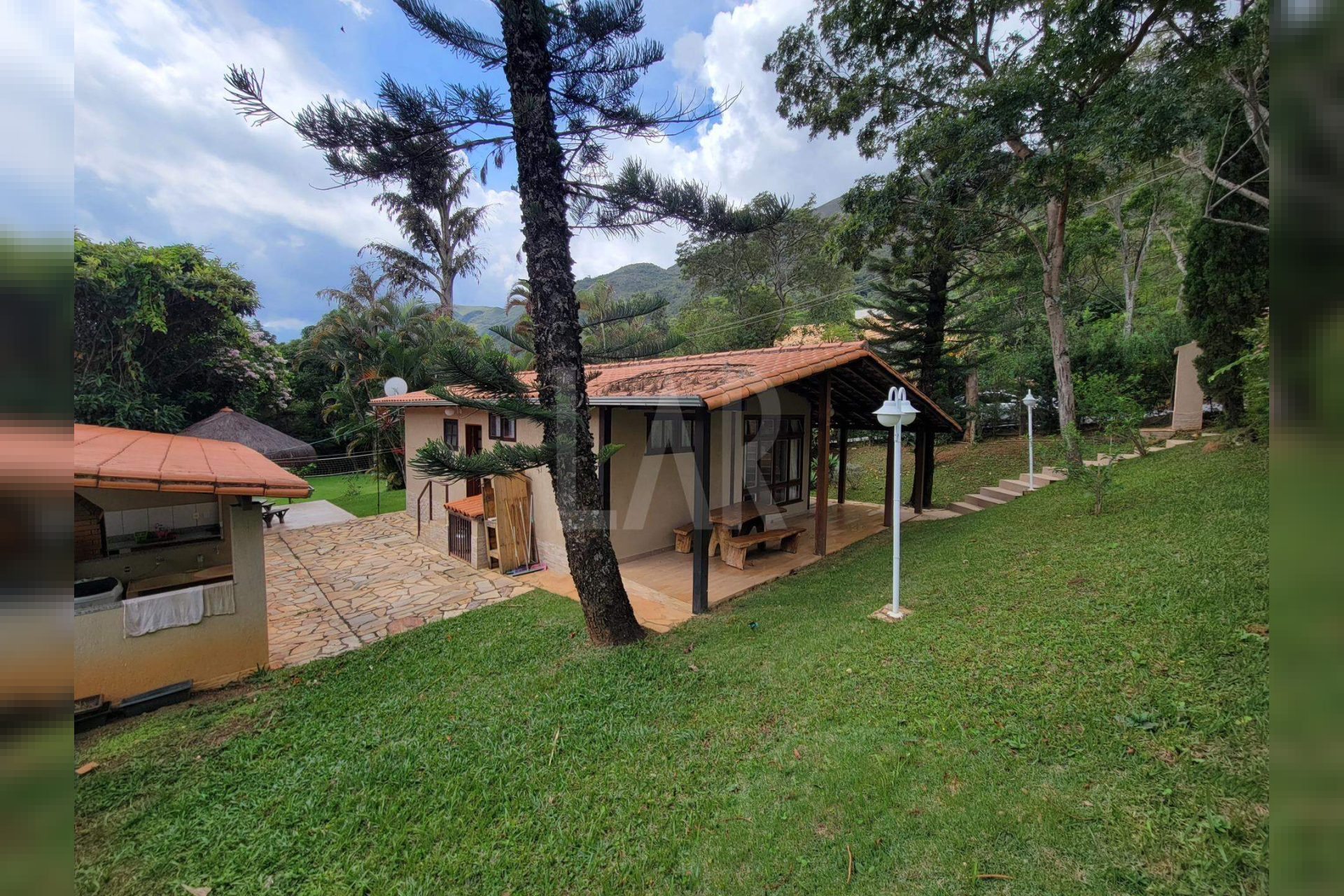 Casa de 2 quartos para alugar, Retiro do Chalé, Brumadinho - MG