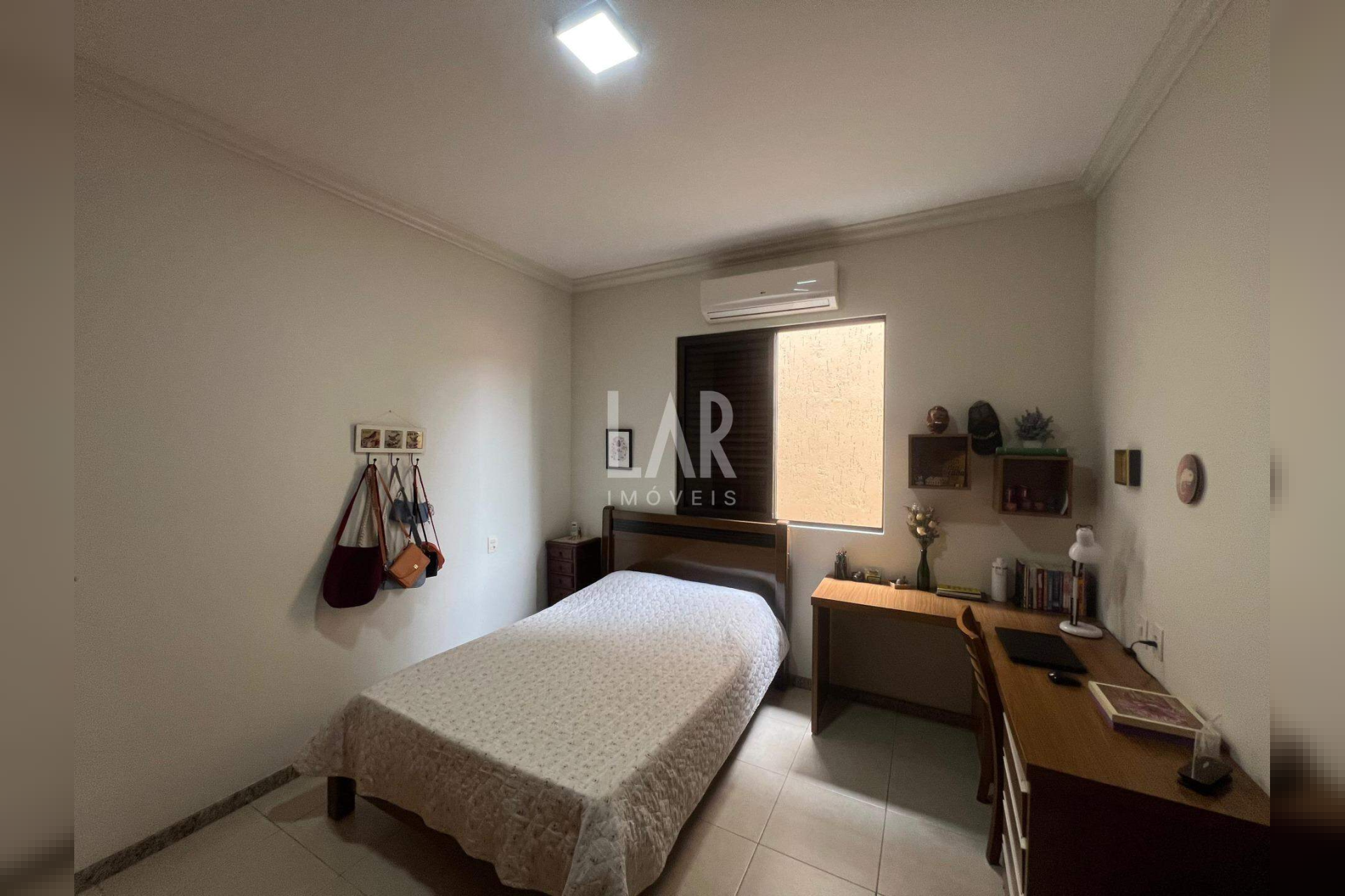 Casa de 4 quartos à venda, Itapoã, Belo Horizonte - MG