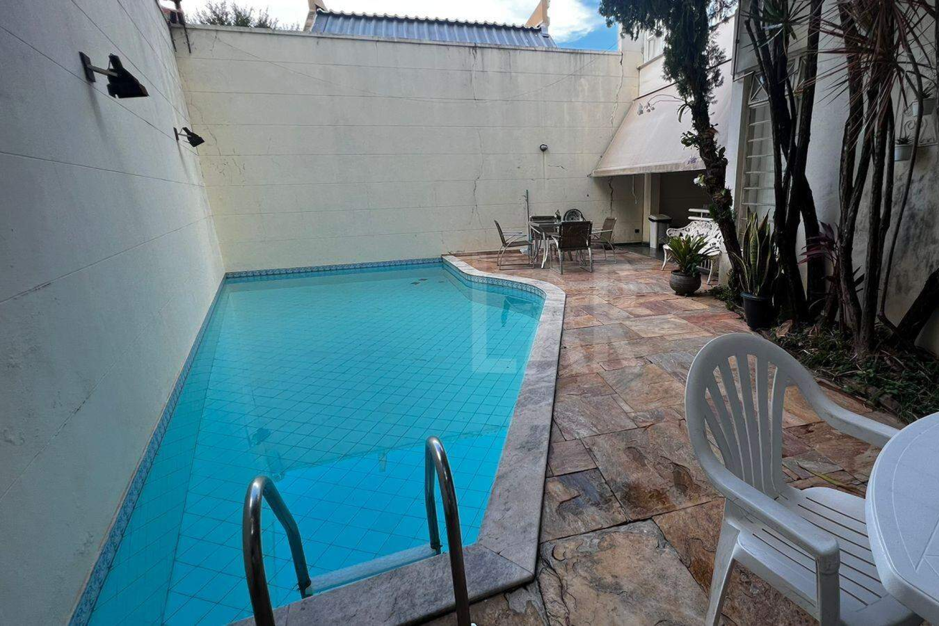 Casa de 9 quartos à venda, Santa Amélia, Belo Horizonte - MG