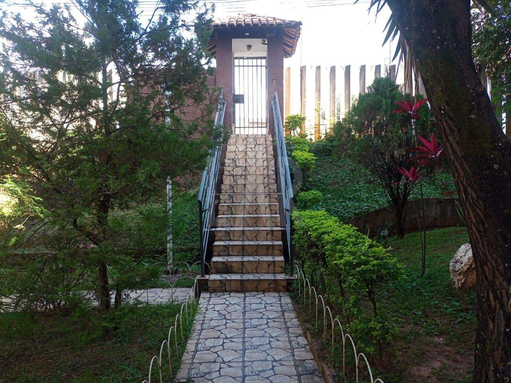 Apartamento de 3 quartos para alugar, Nova Granada, Belo Horizonte - MG